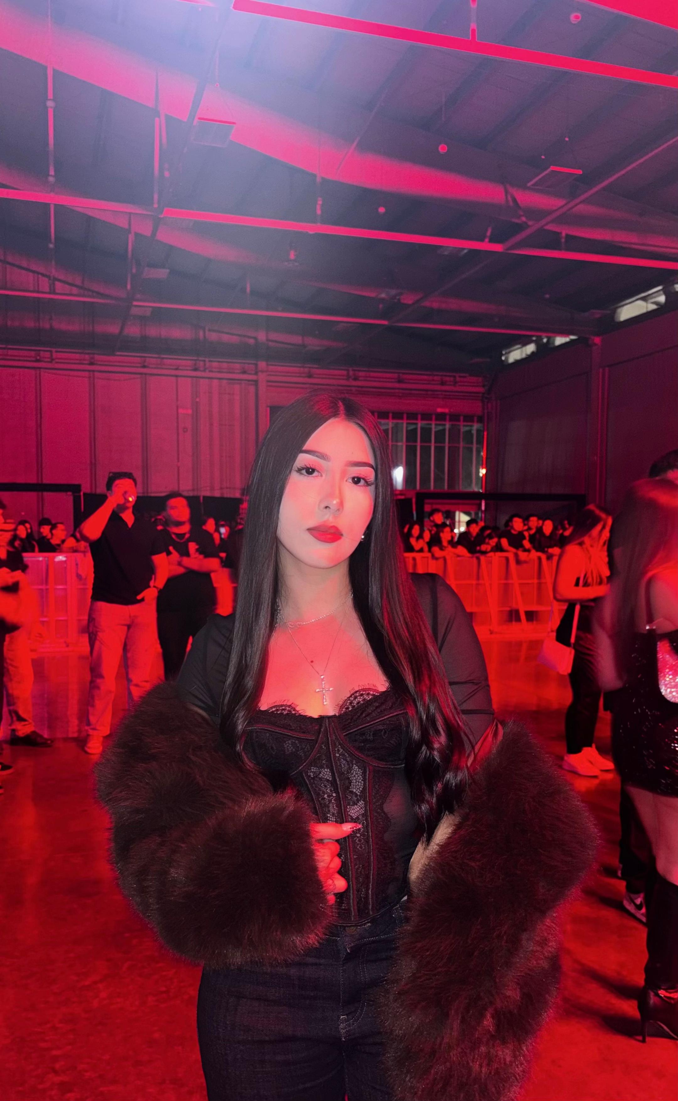 @Maril&uacute;