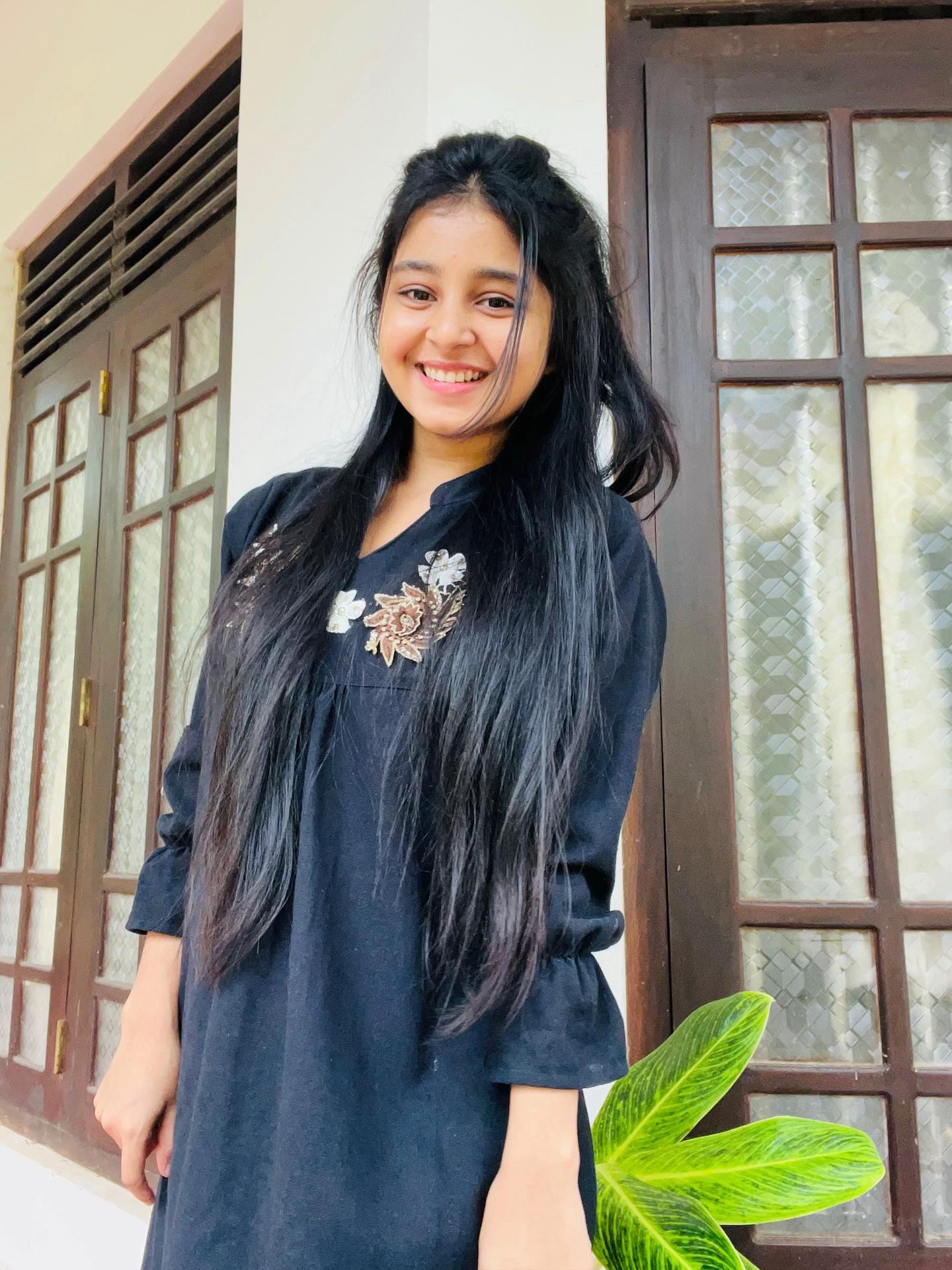 @MiLa🪷மிலா
