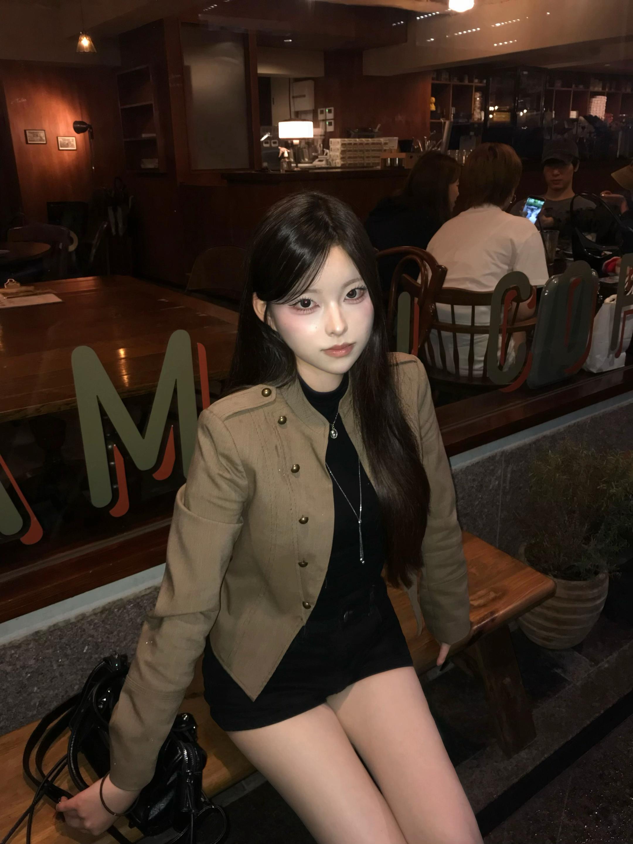 @a.m_i__