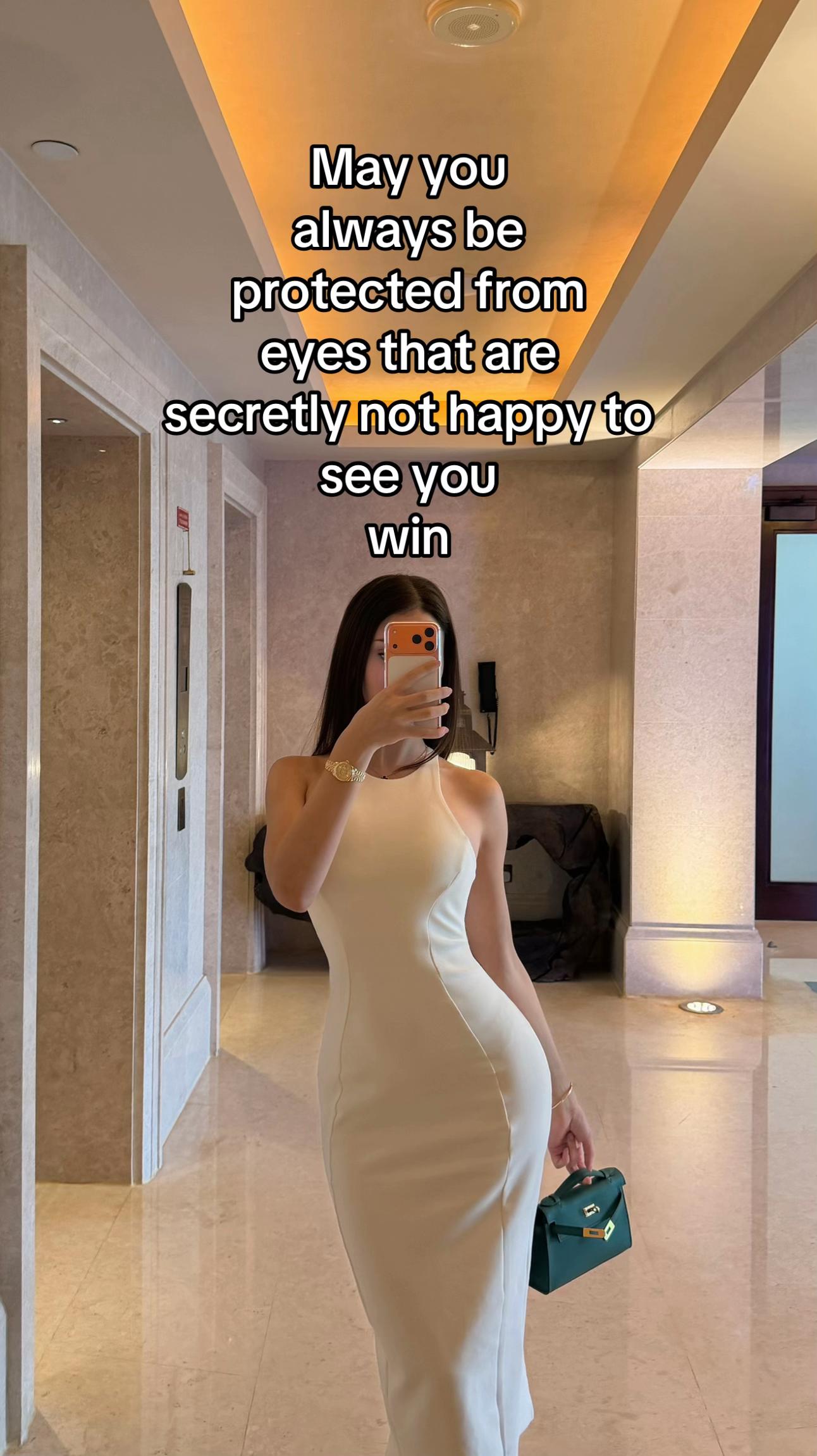 @Su