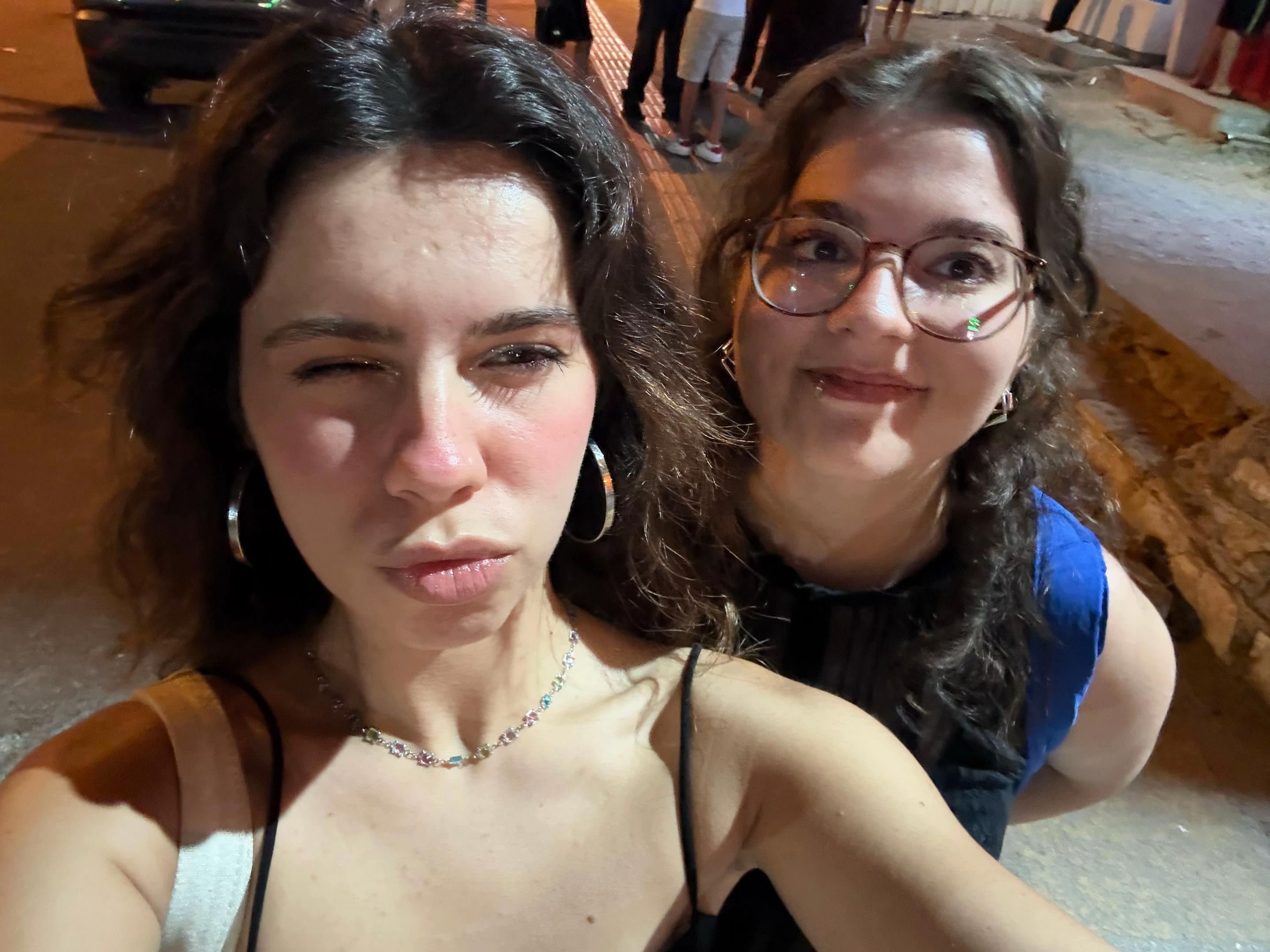 @haklifinos
