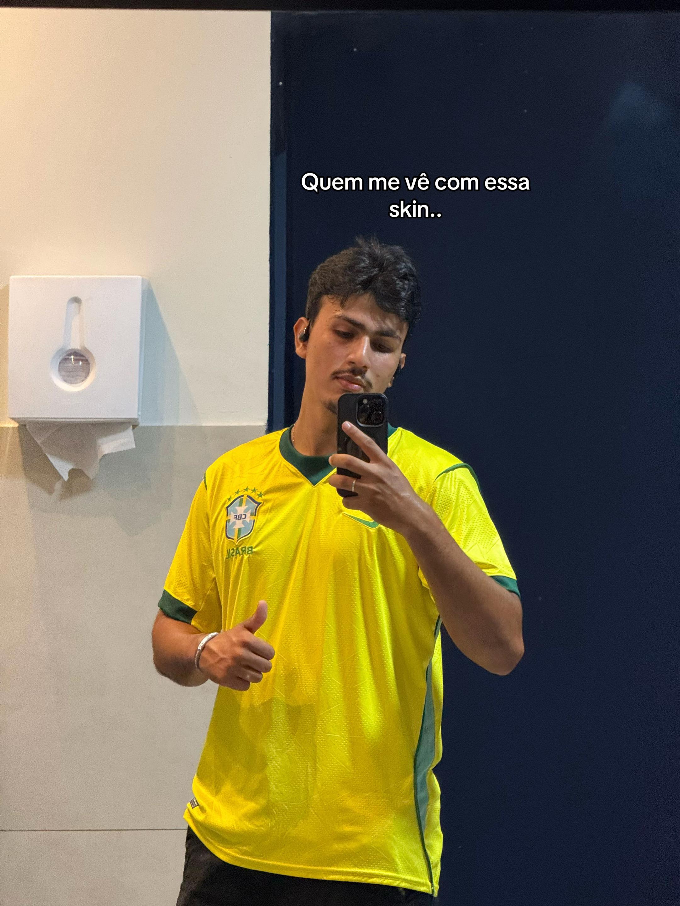@julii0xr