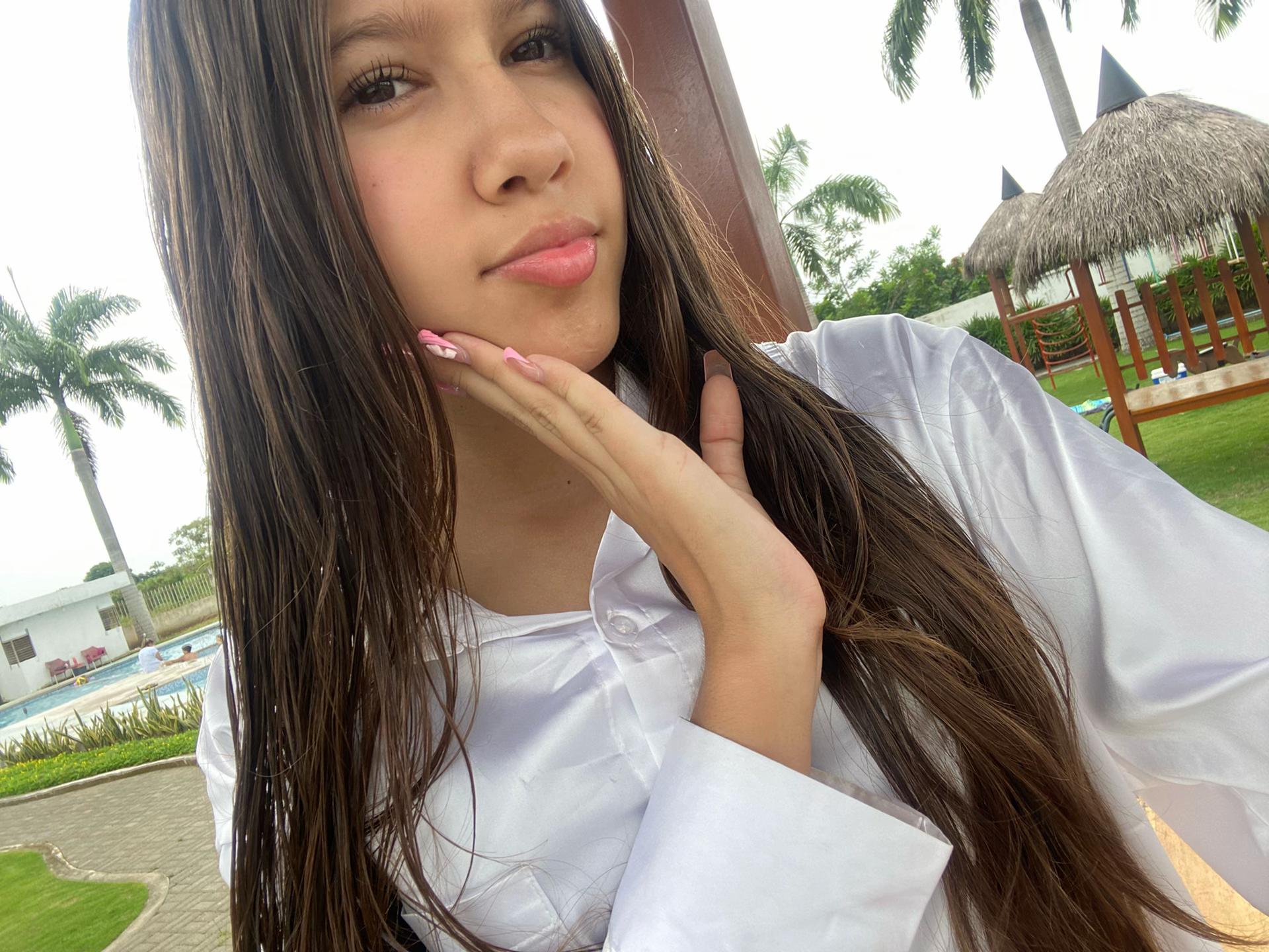 @Camilita💗