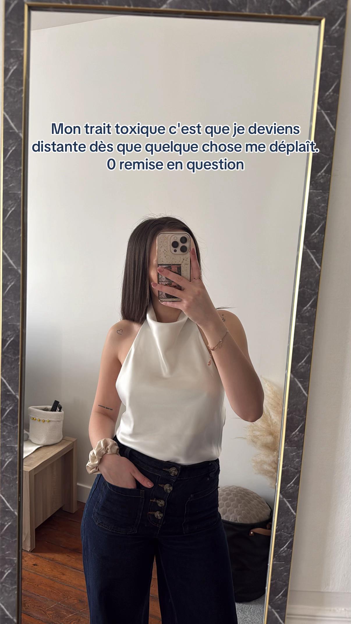 @Ella🦋