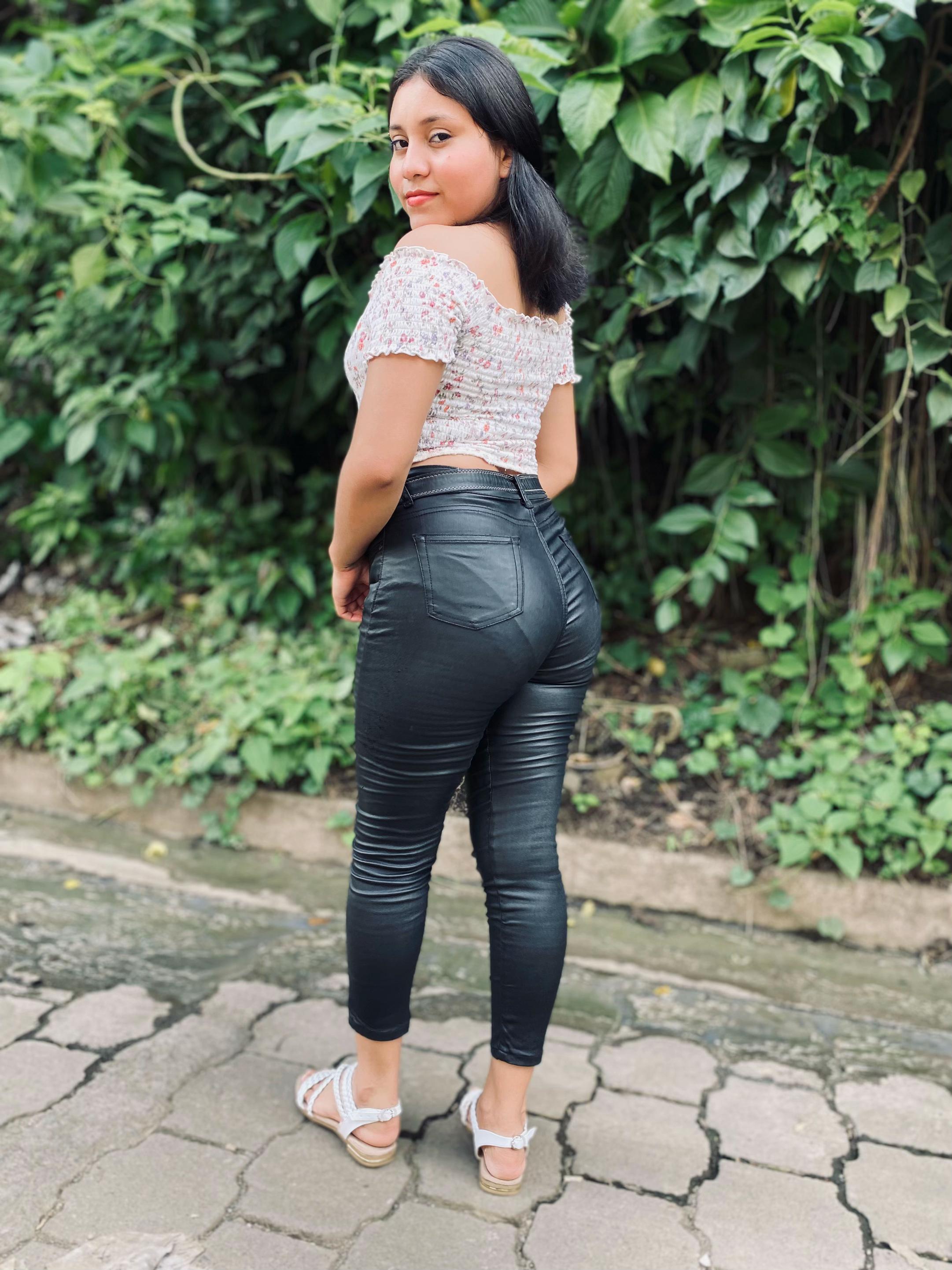 @Itza🖤