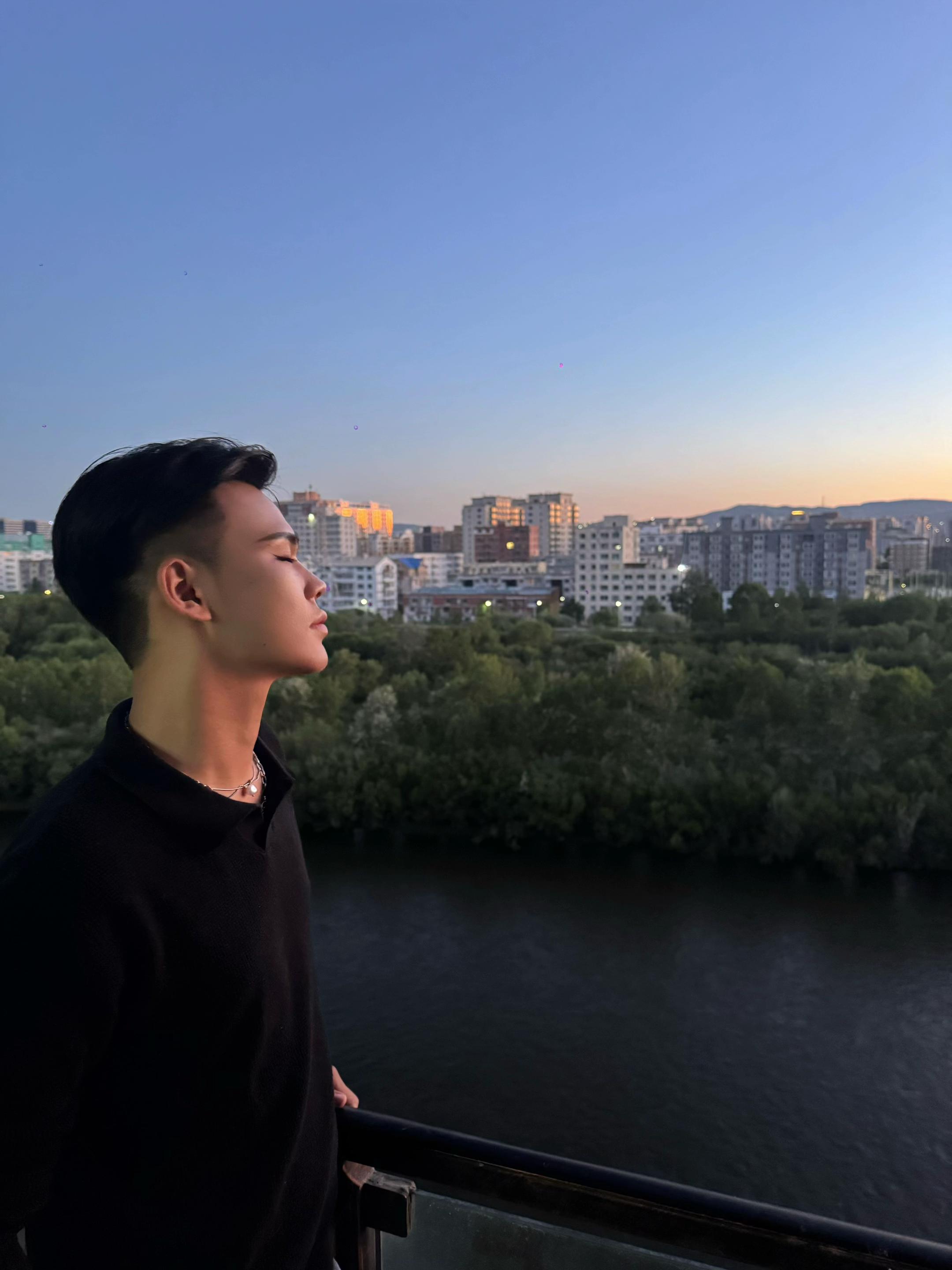 @anar_erdene77
