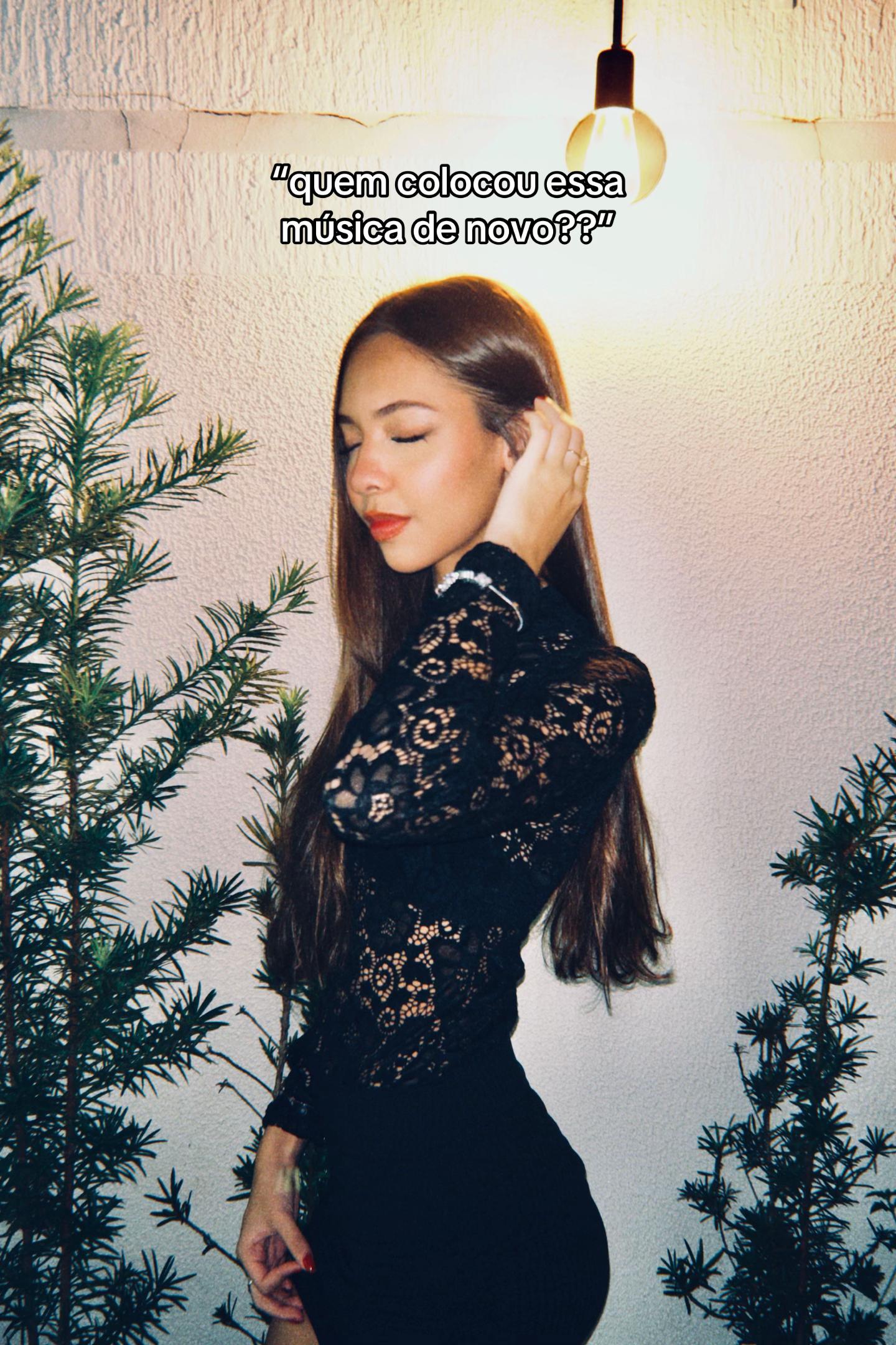 @bella