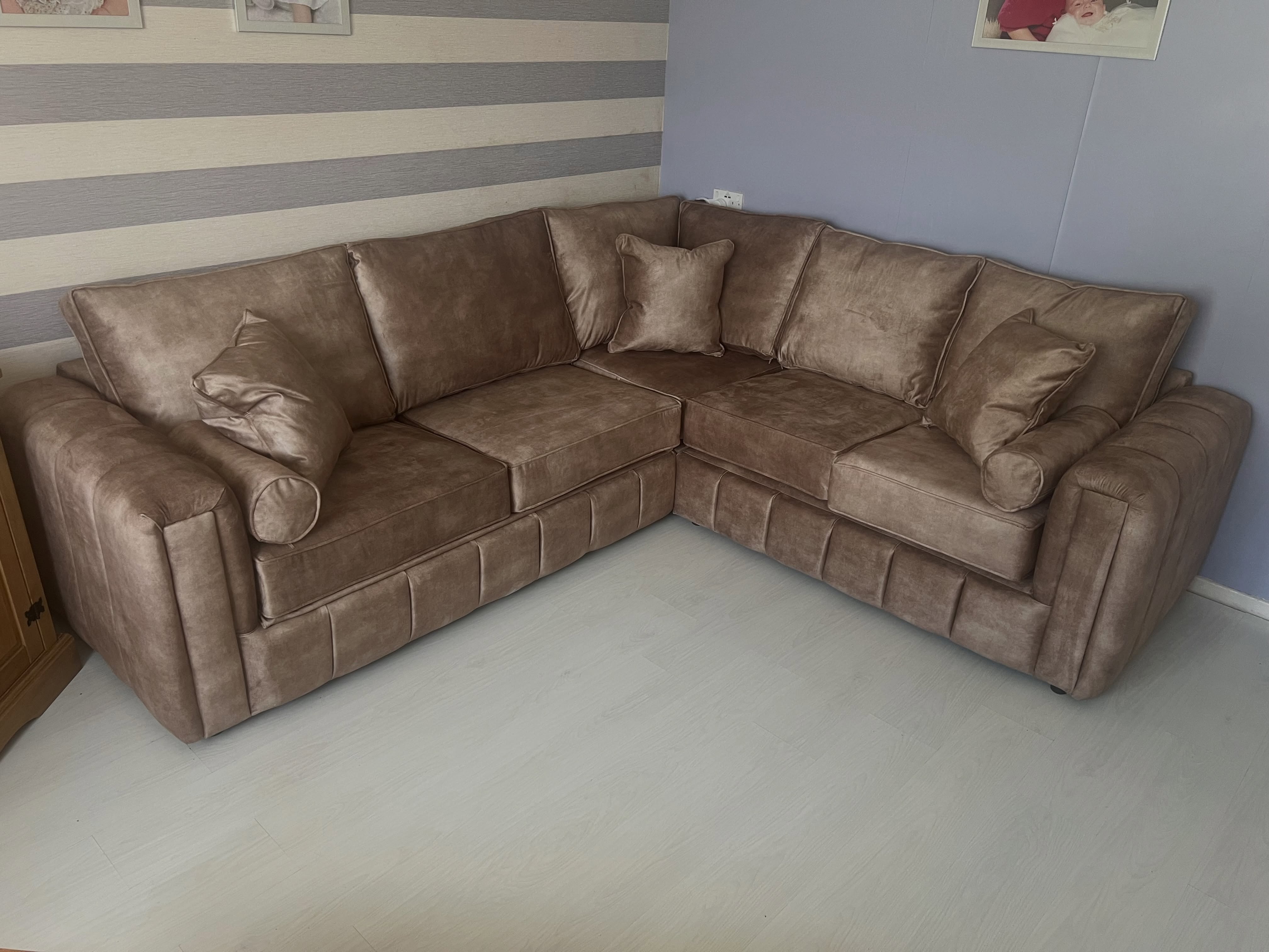 @Furniture Hub Uk