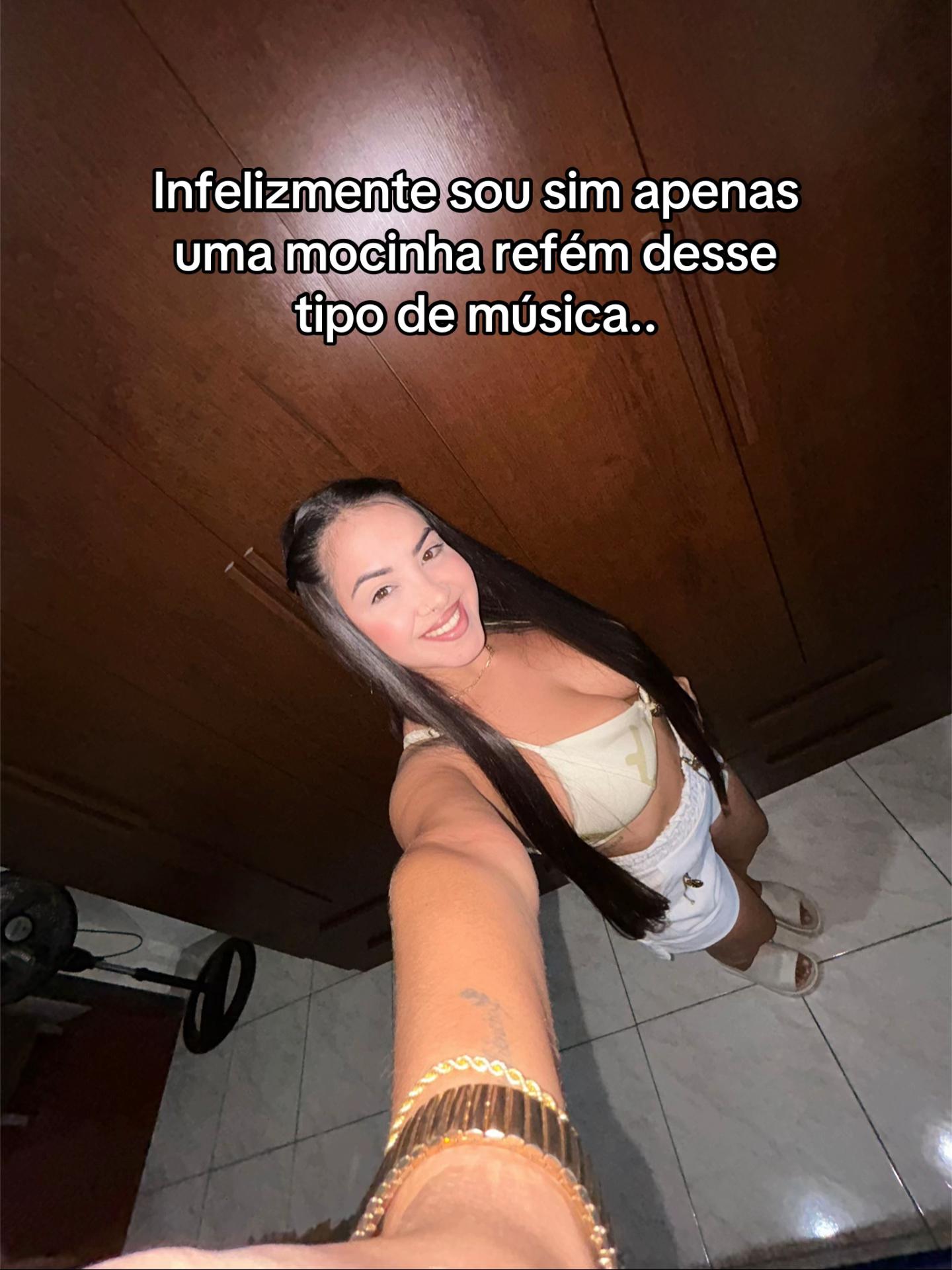 @Ananda Caroline