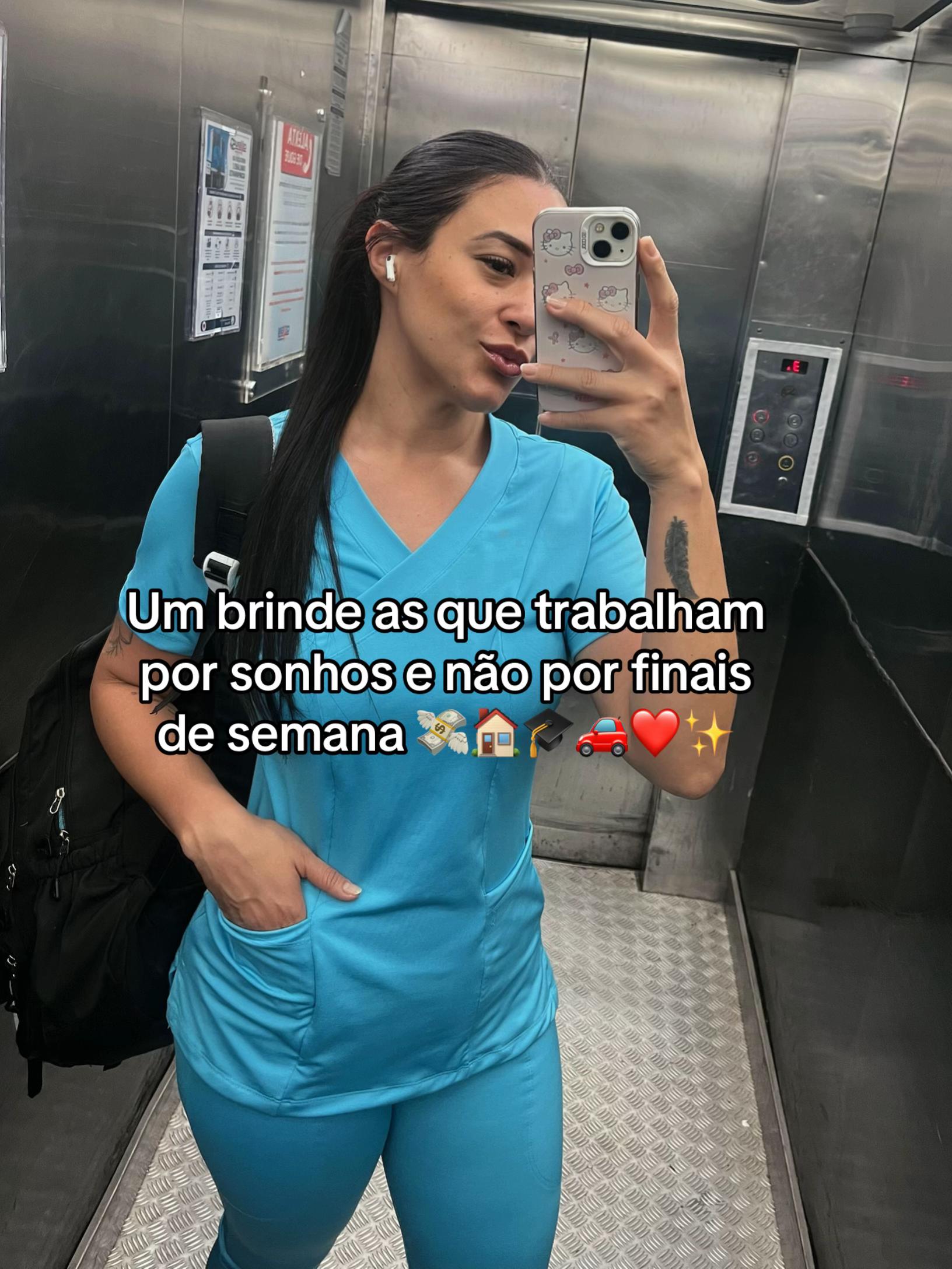 @Thais