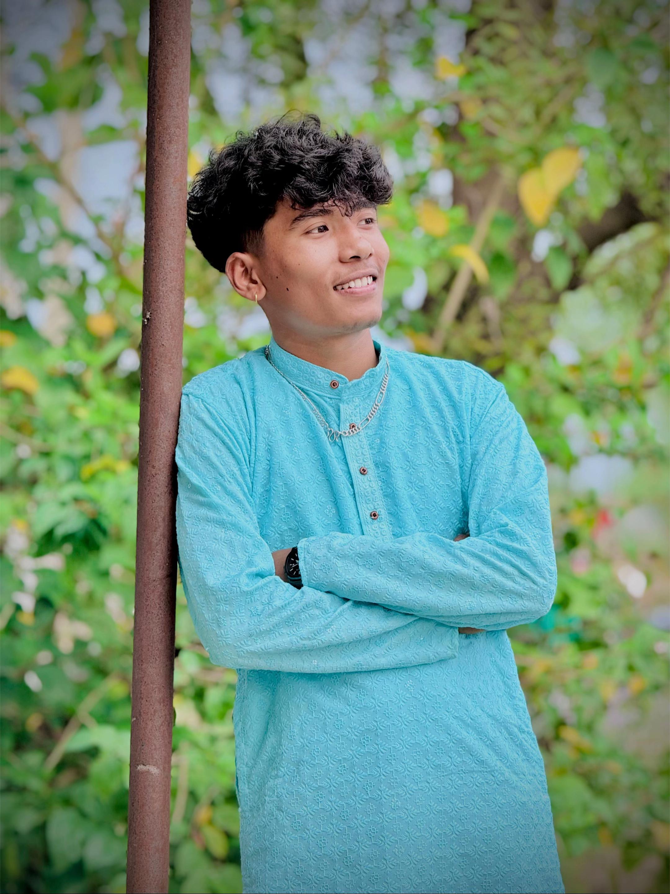 @Mr.Tharu!💗💐