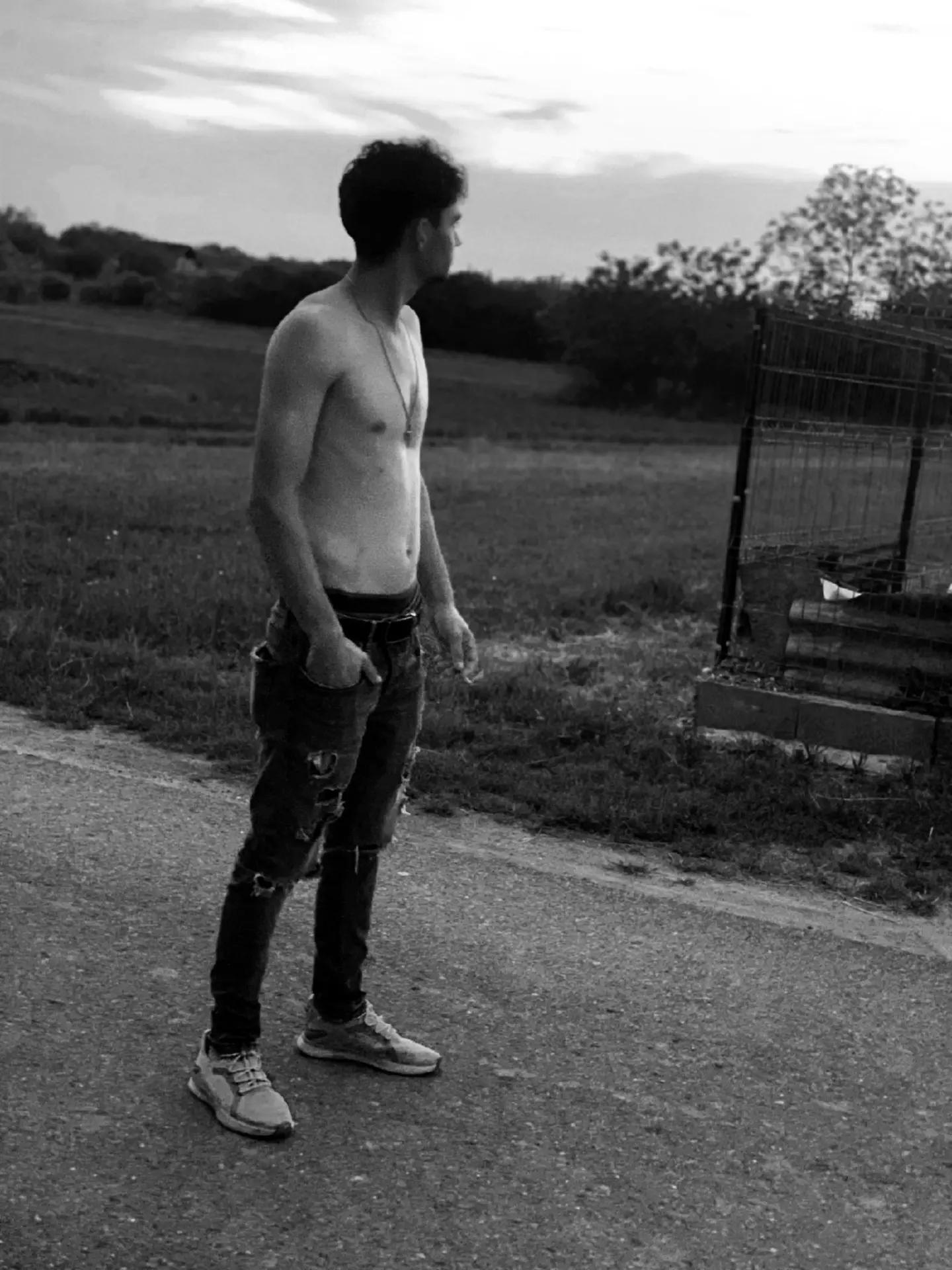 @Seby._.crețu19