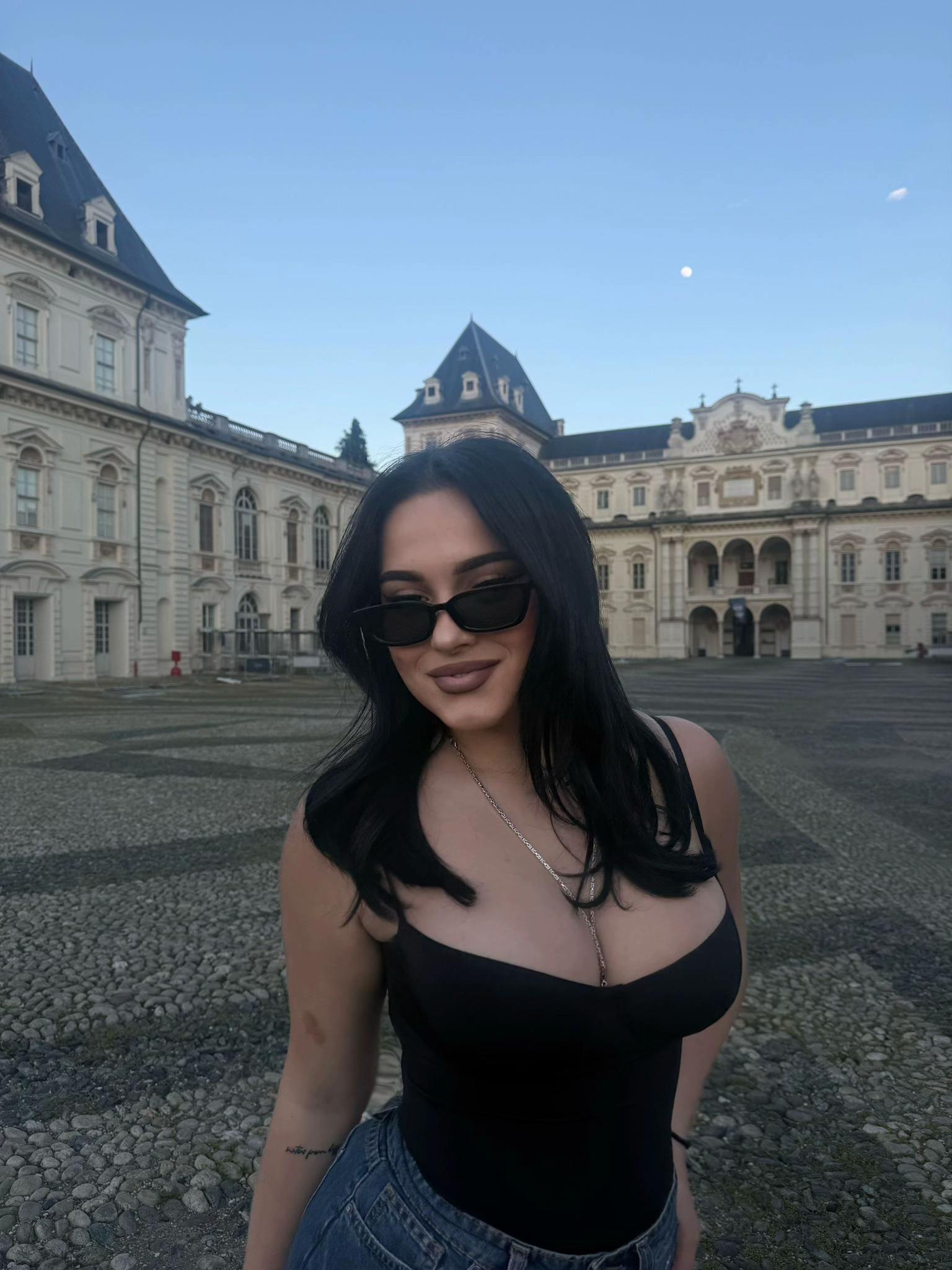 @elaa👩🏻