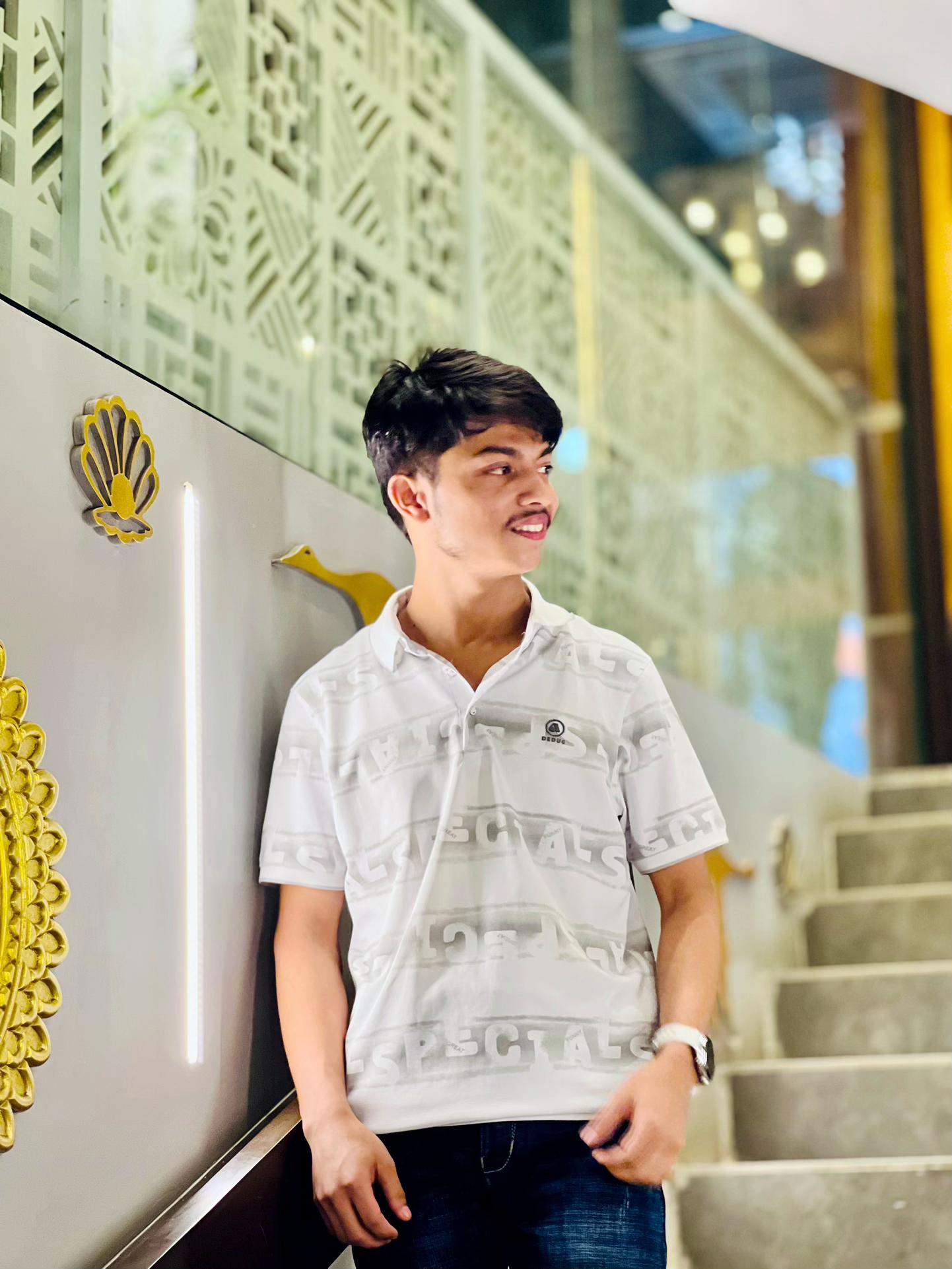 @🕸️(عارف) 𝘼𝙧𝙞𝙛 𝙐𝙡𝙡𝙖𝙝