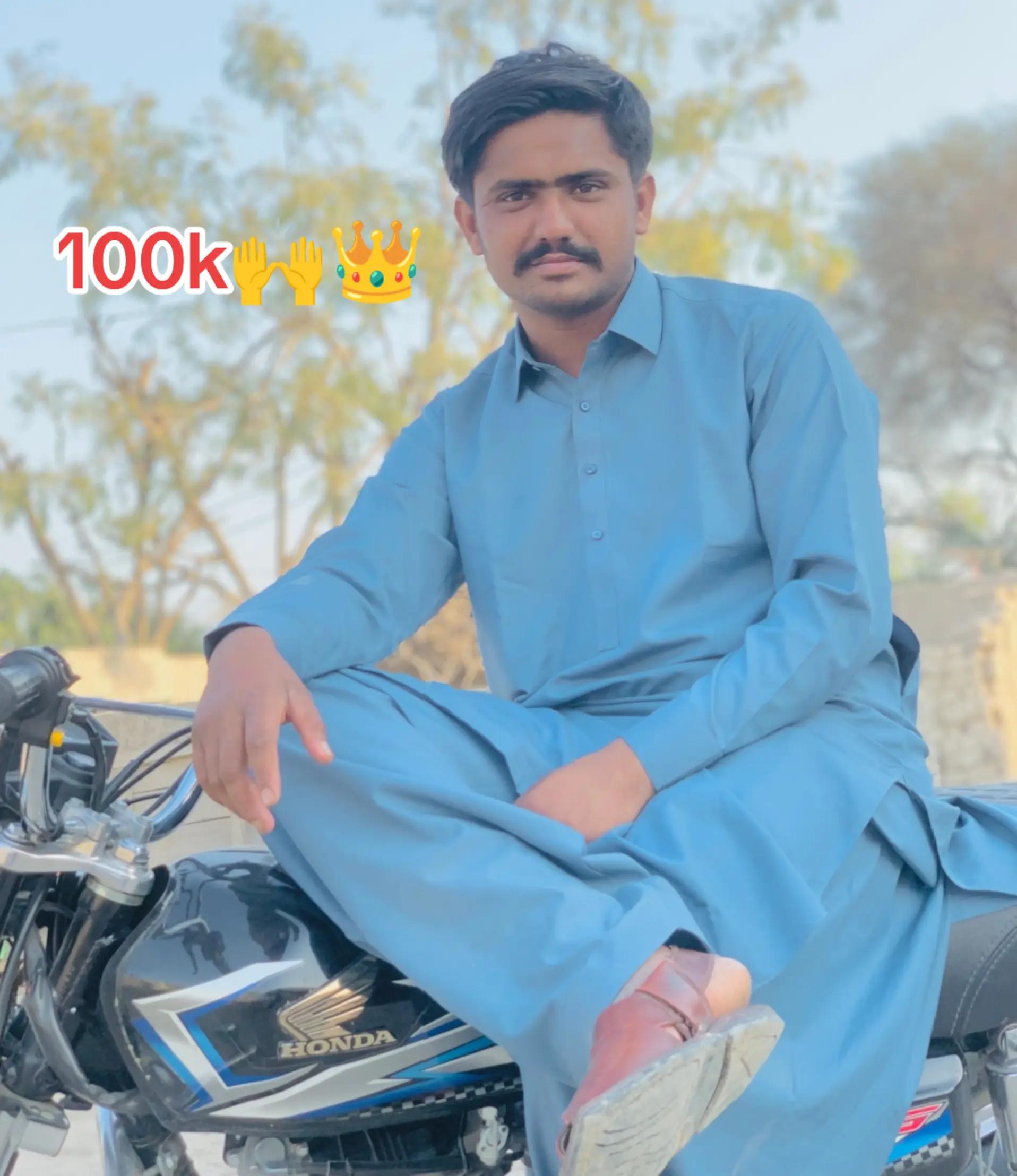 @🦁ShAraZ RoHiLLa ⚔️