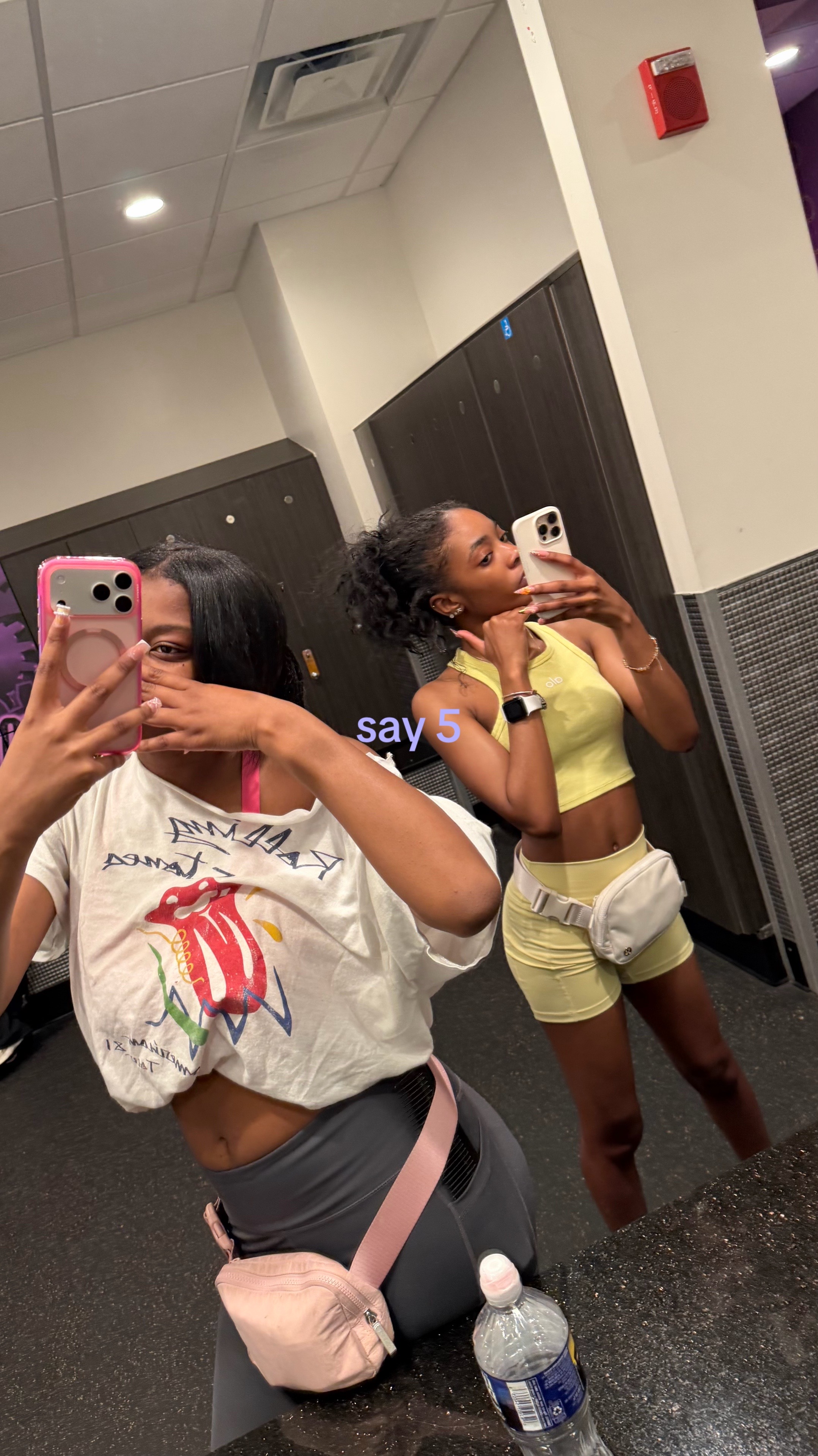 @nini.hob