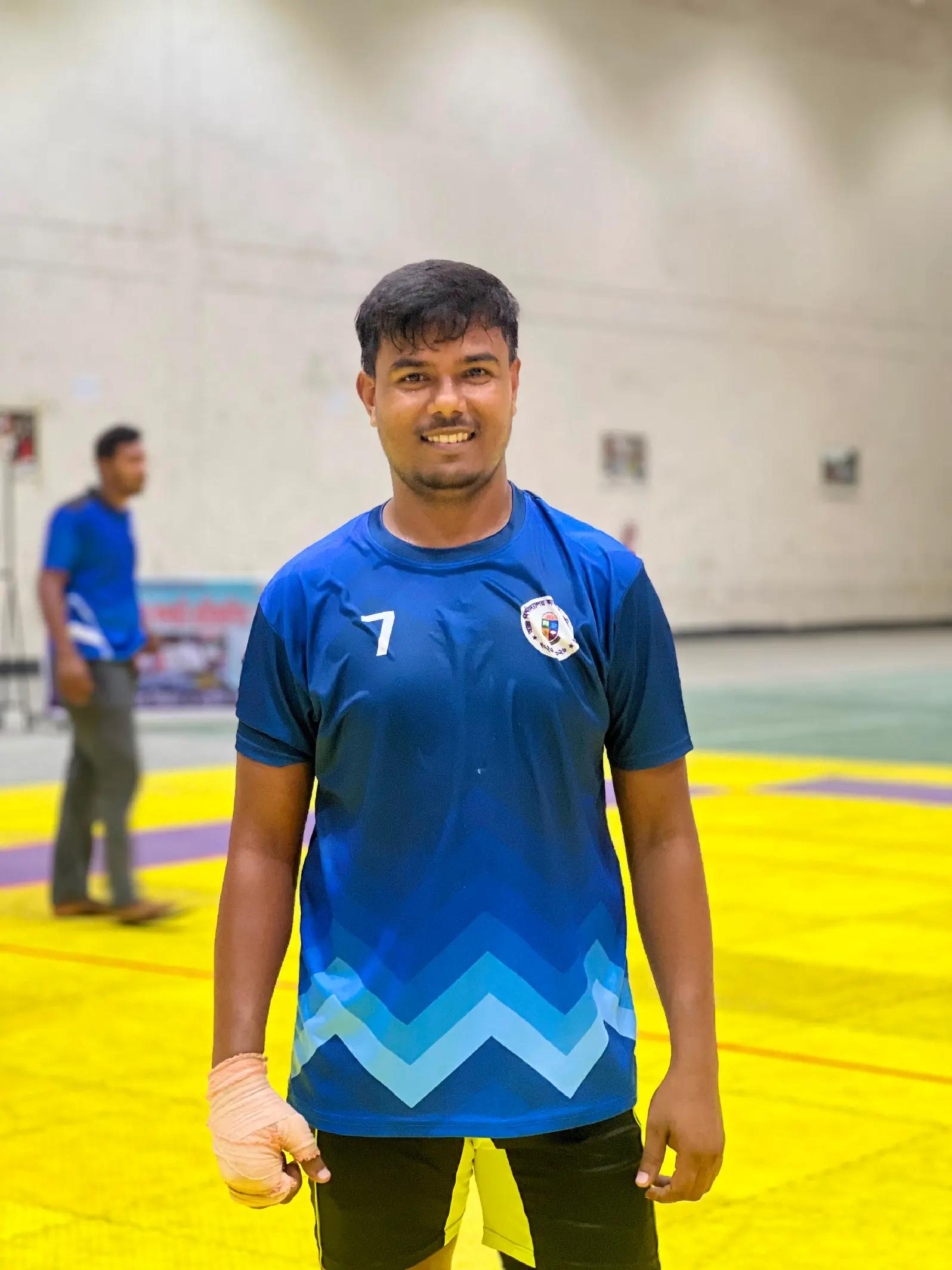 @বাবার আদরের গরিব ছেলে