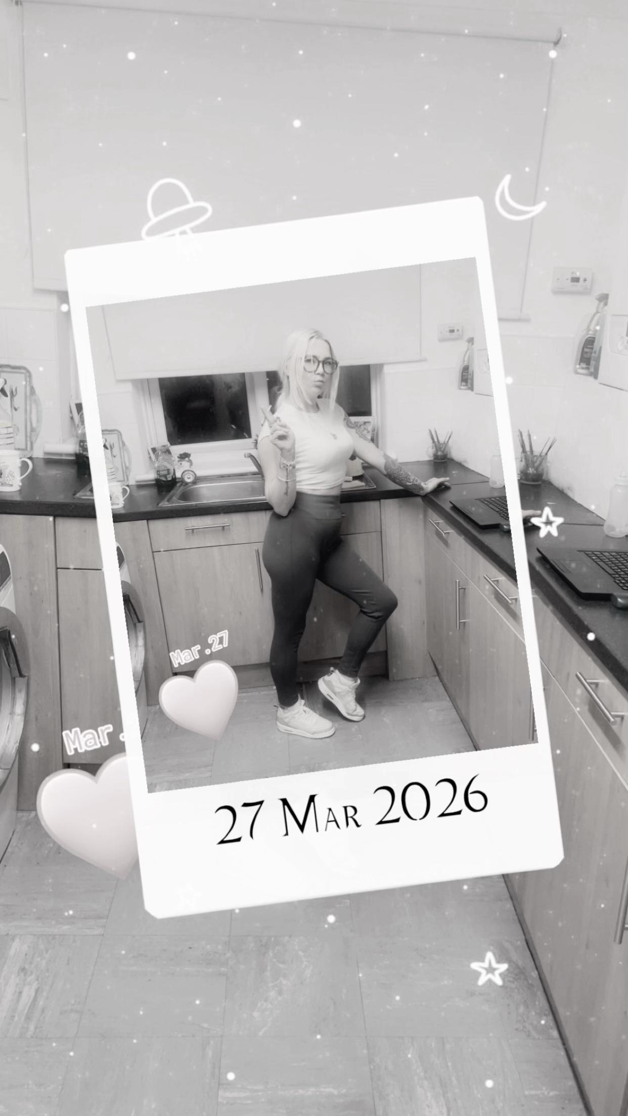 @hayleylouhayley