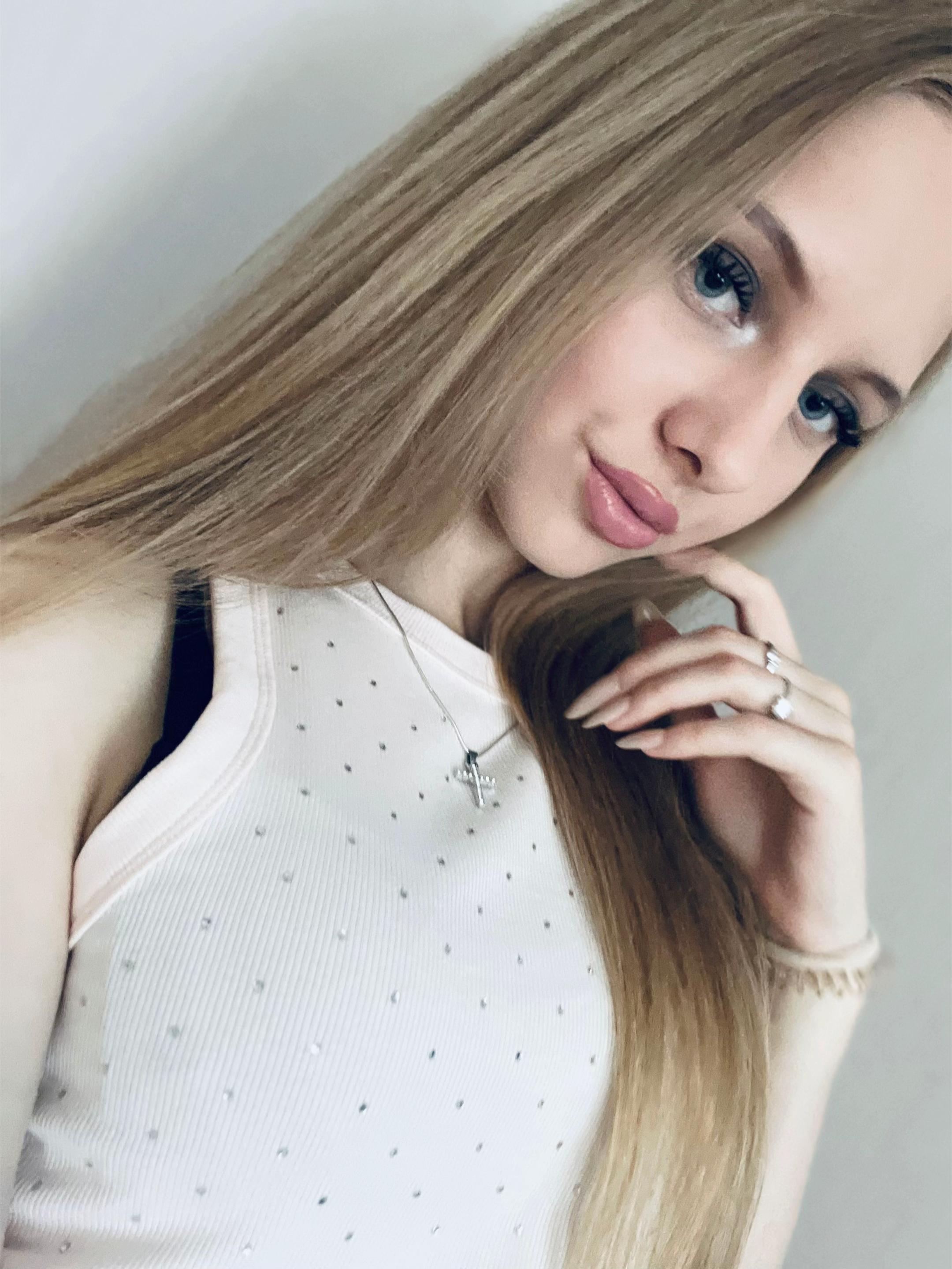 @алиса