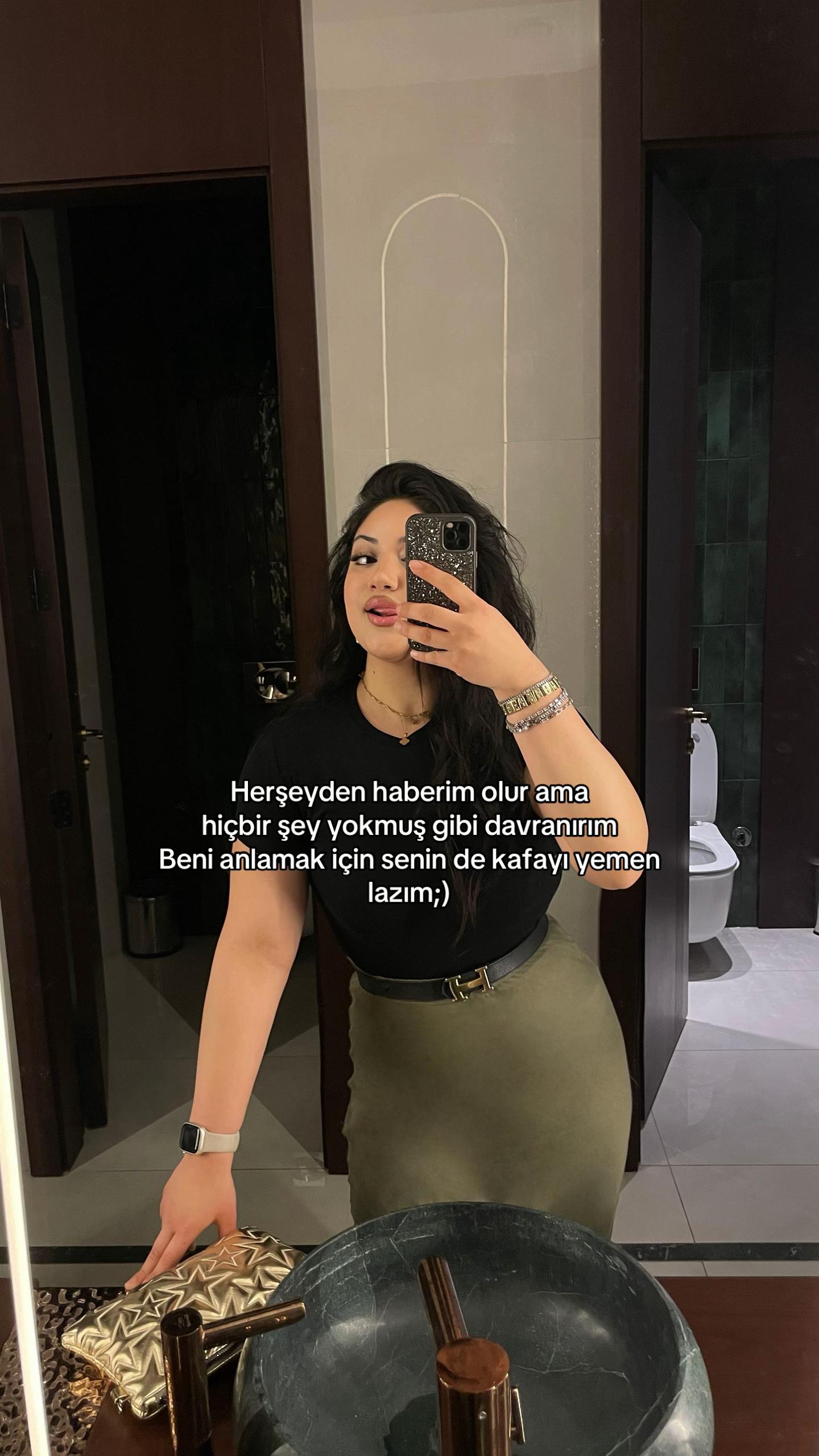 @ℳℰℒℐ̇𝒦ℰ