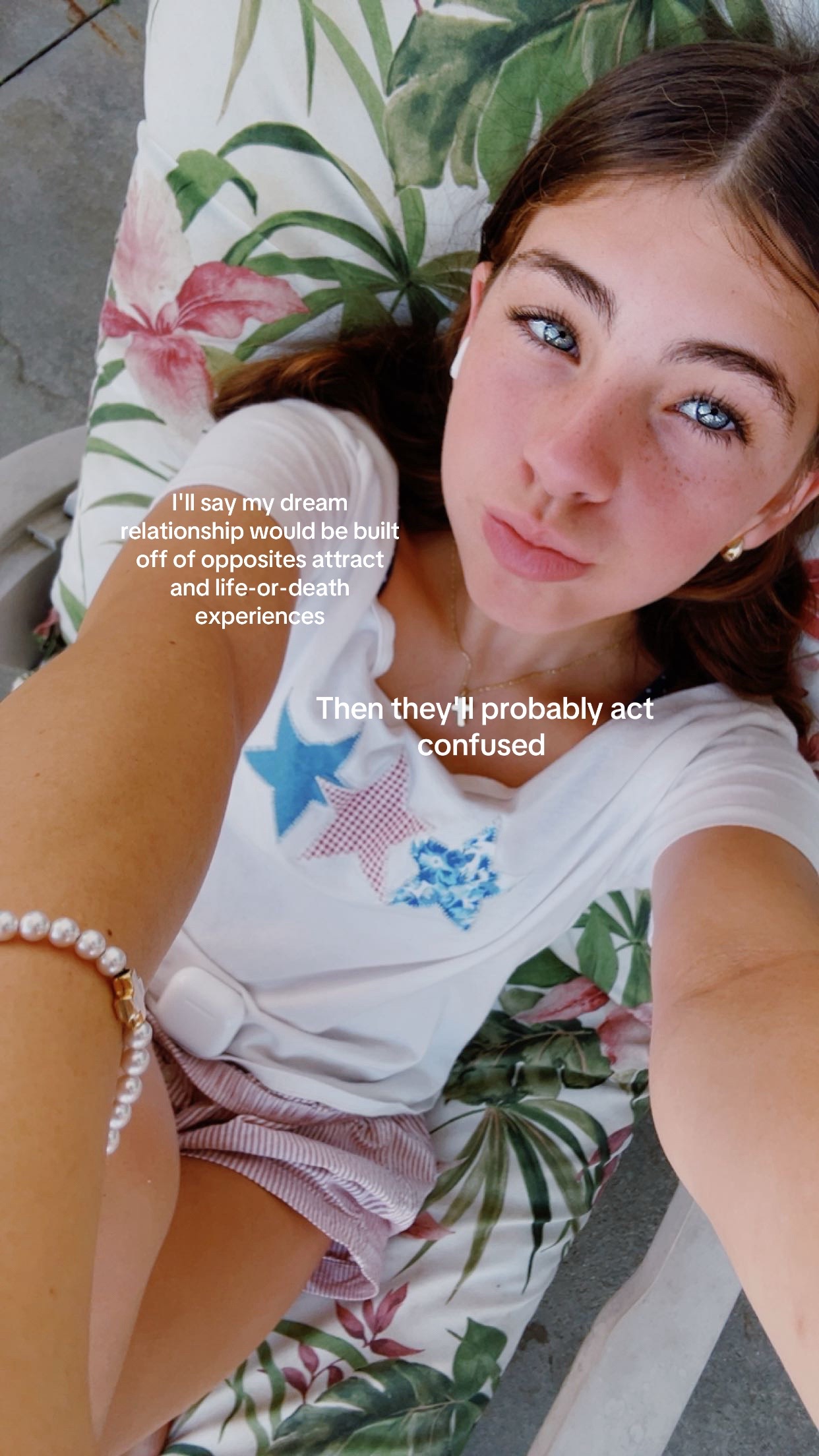 @???