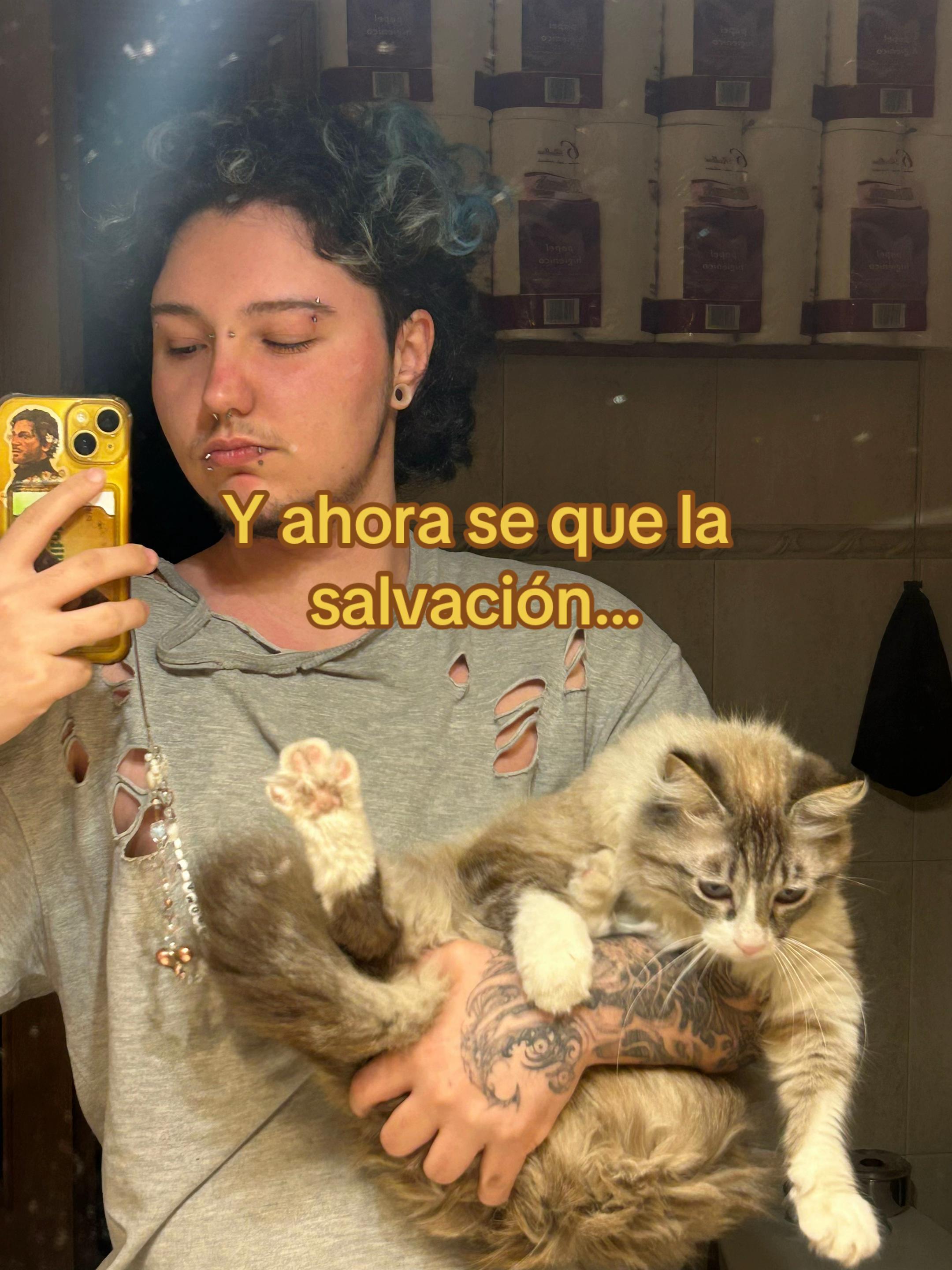 @ᵃ ʳ ᵗ ʰ ᵘ ʳ 🕯️🥐