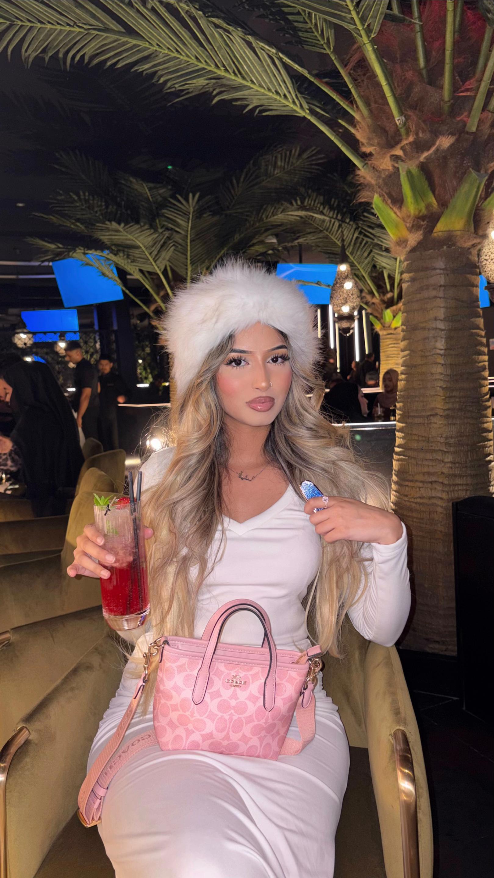 @alisha__
