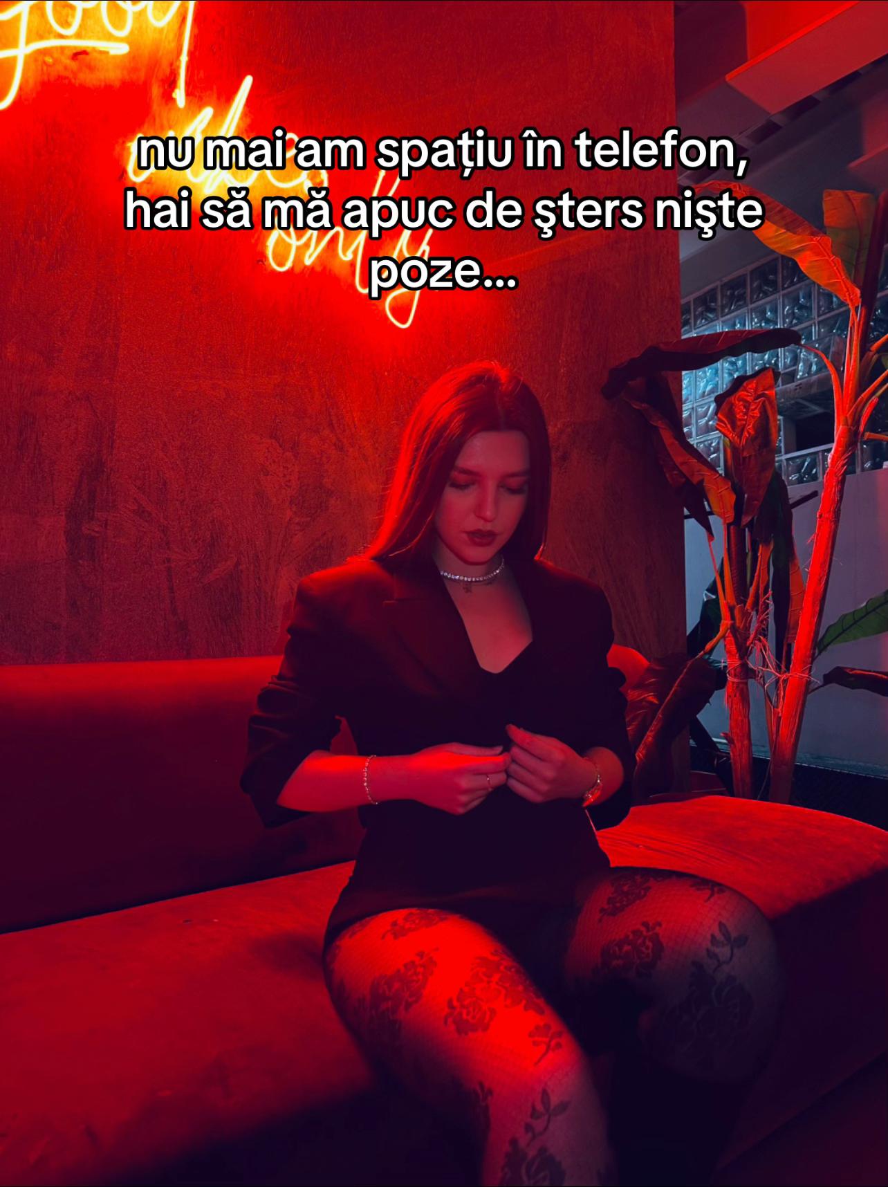 @Mimi 🇷🇴