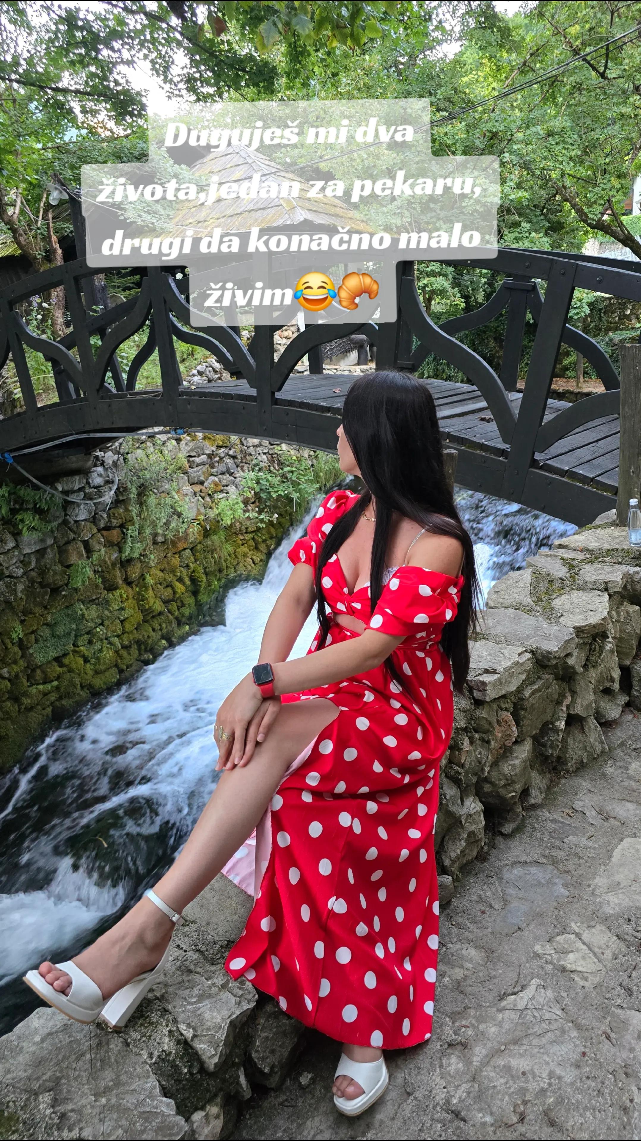 @Esmina 🕊️☀️