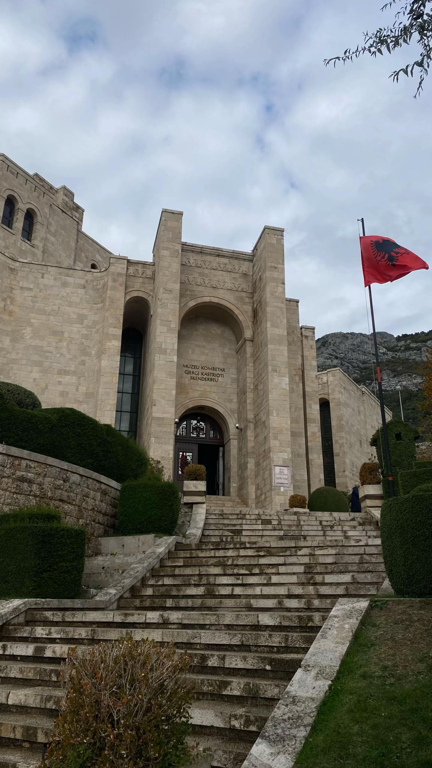 @𐔍𐔑𐔢𐔙𐔇𐔙🇦🇱