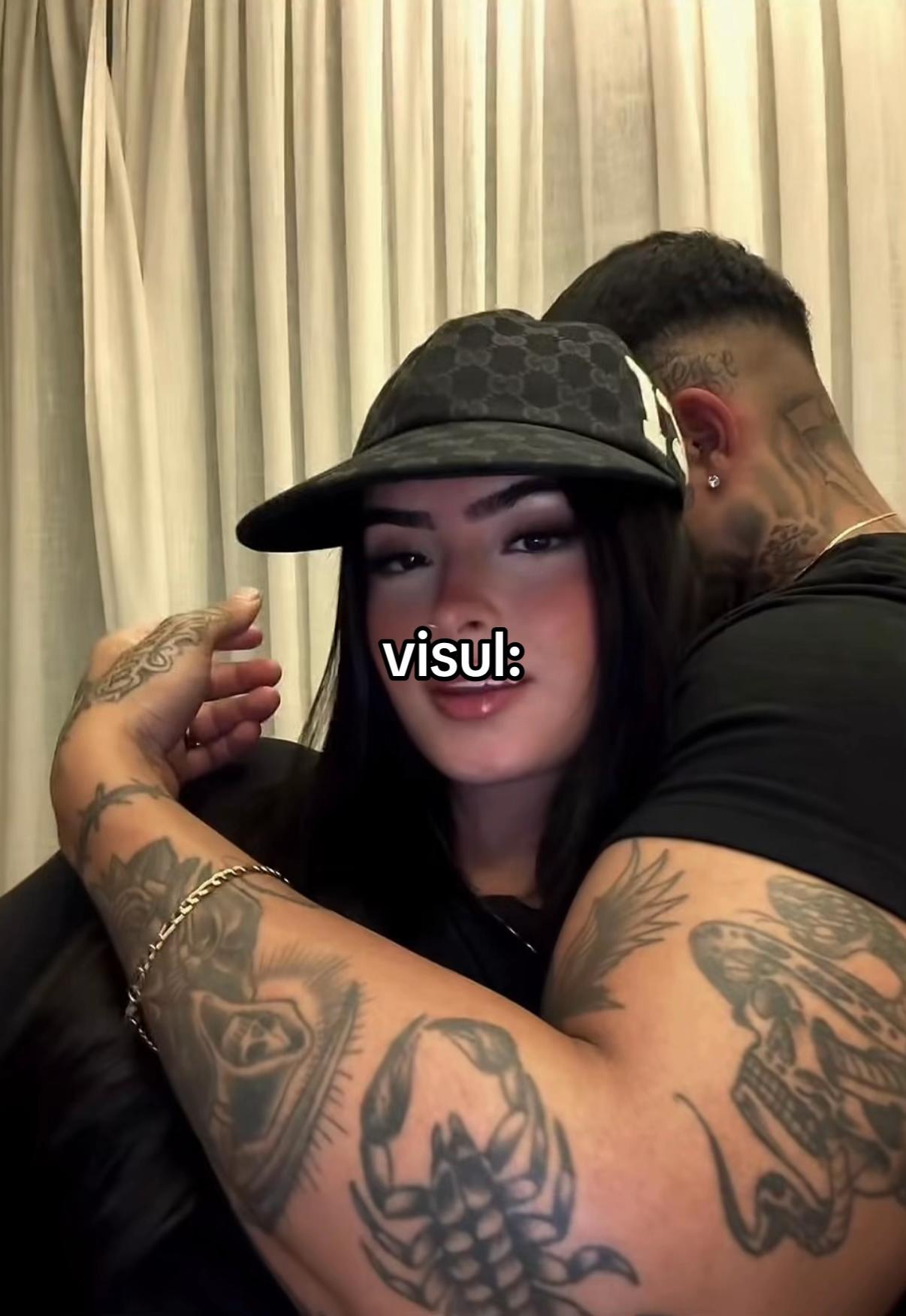 @🖤