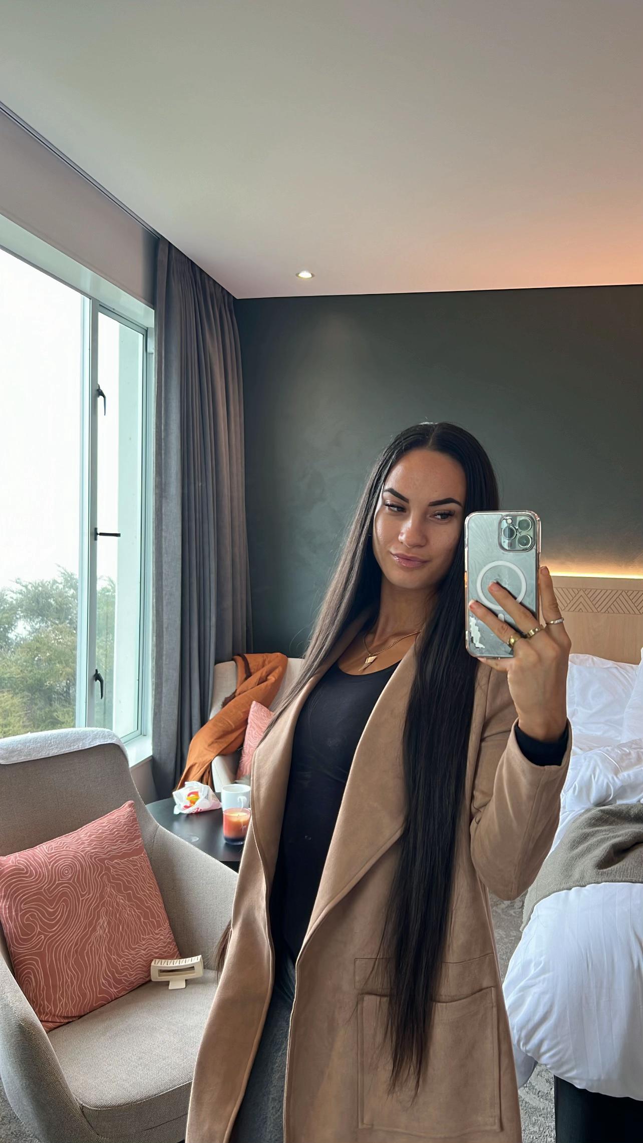 @KARINA-ANNE