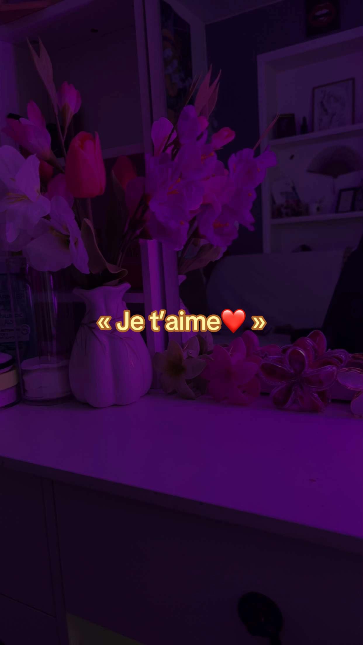 @^^
