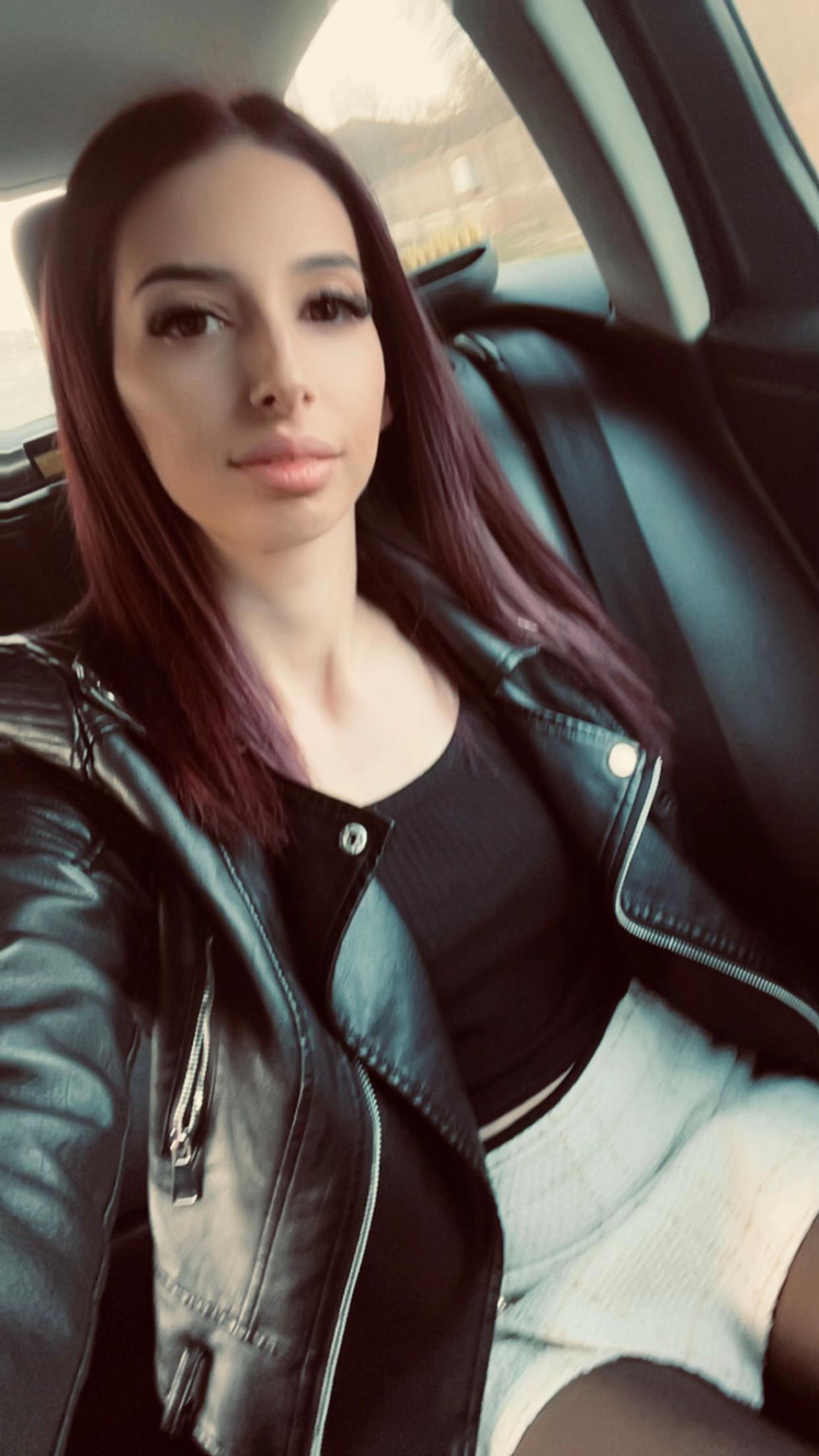 @Adina Florina❤️&zwj;🔥