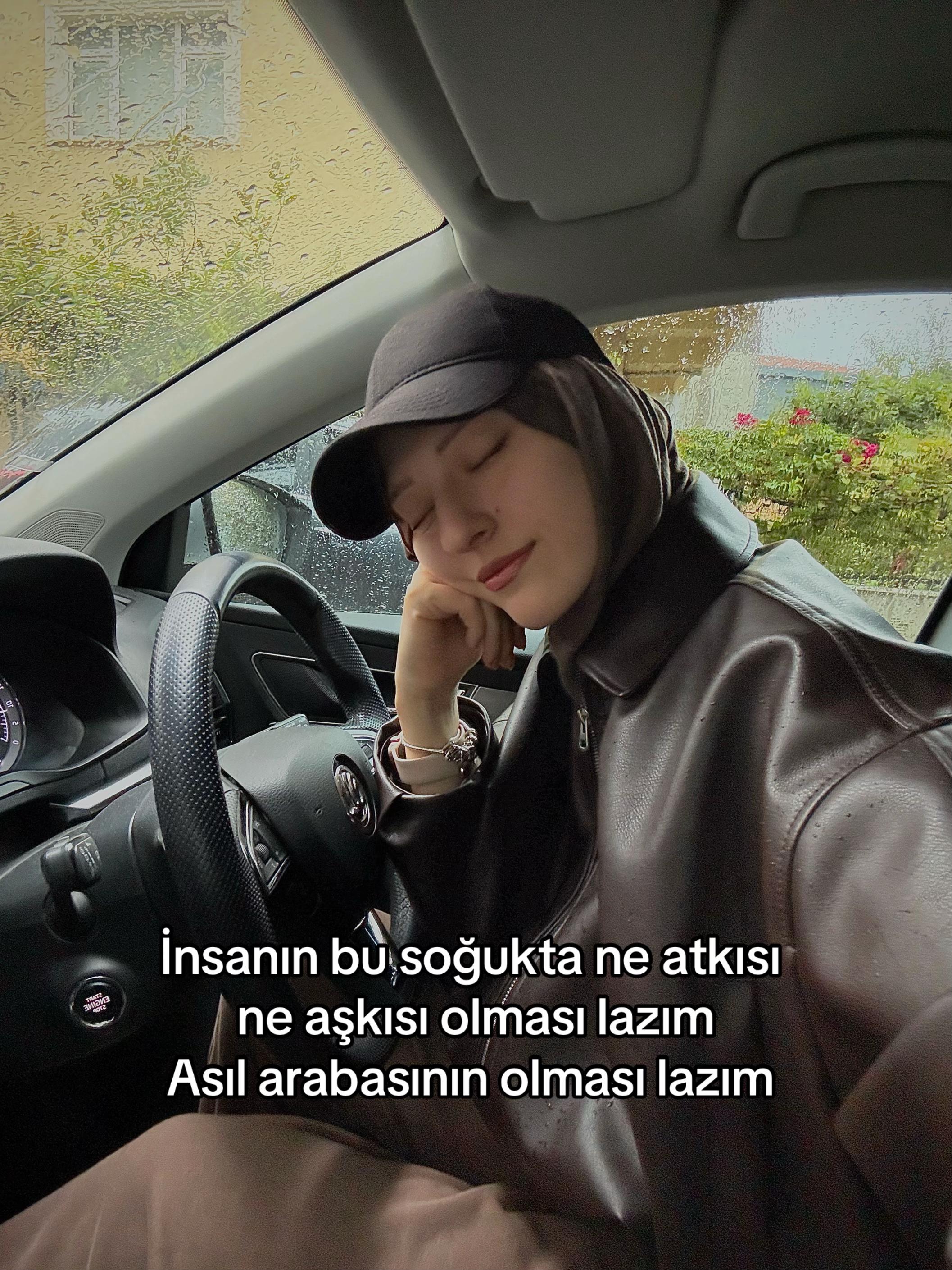 @mrrvgll