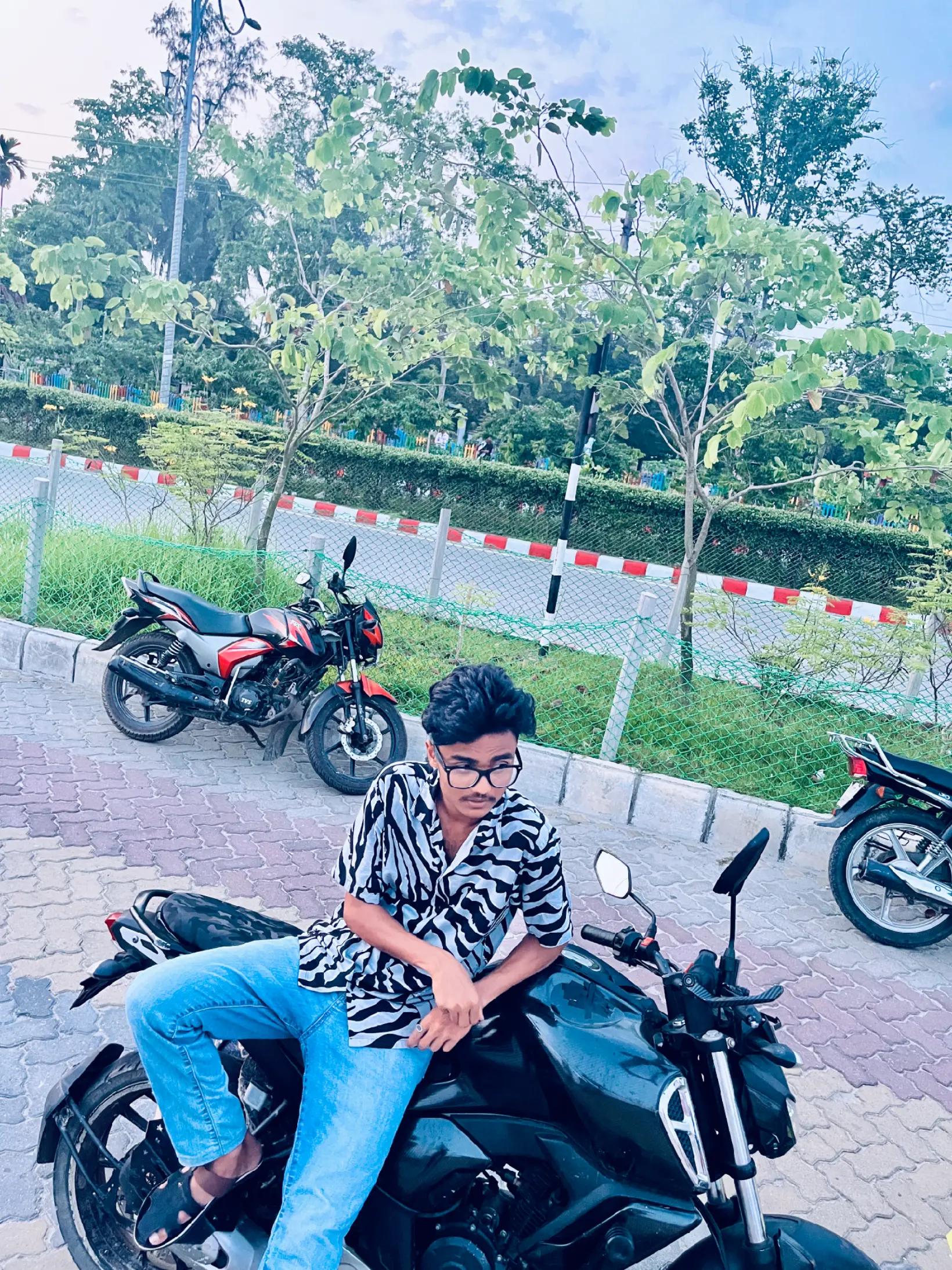 @Sian Raj 💫
