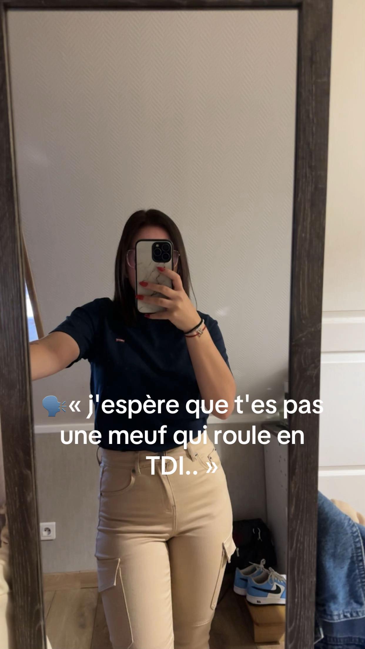 @La-Petite-6P