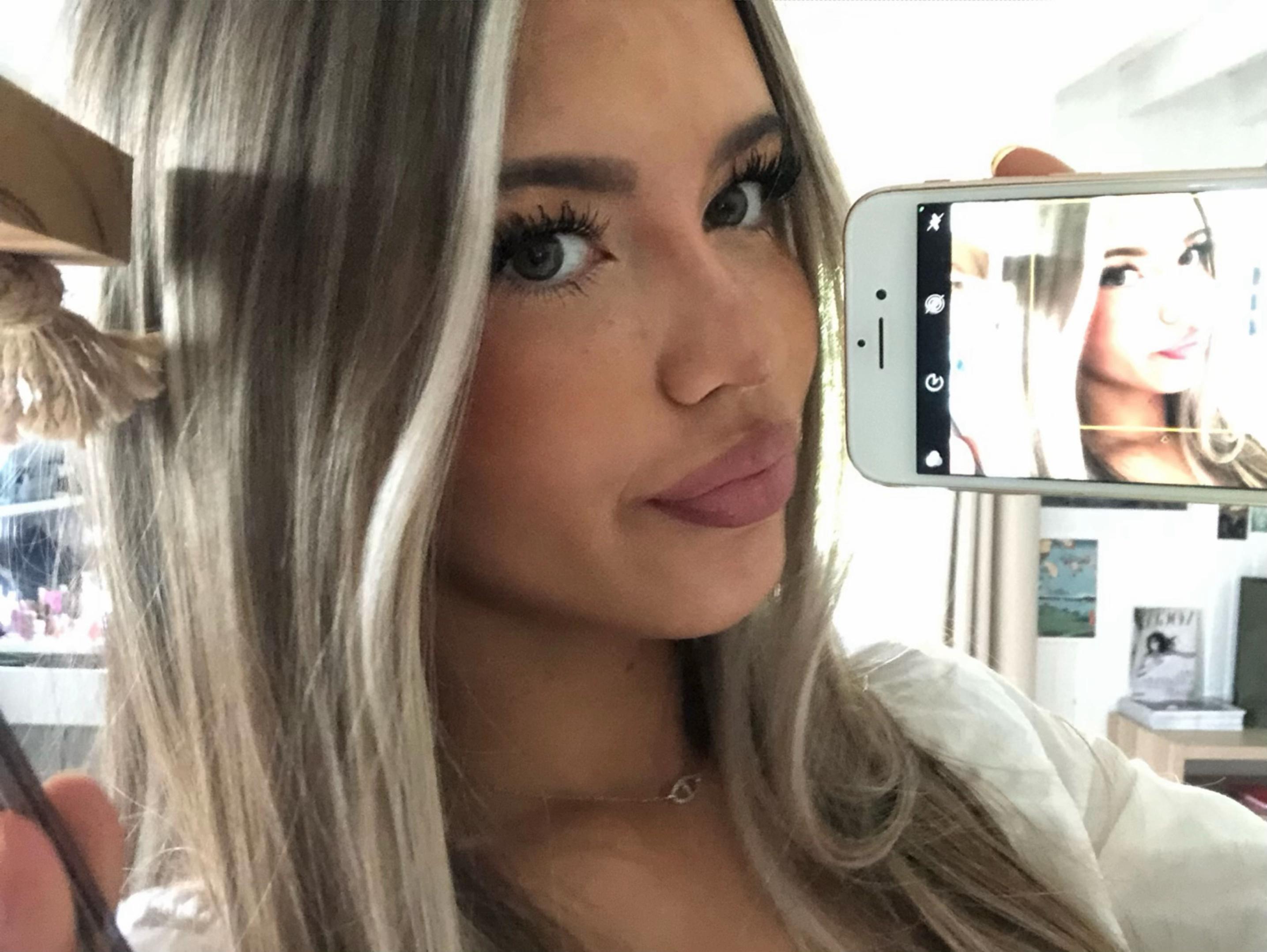 @h&eacute;lo&iuml;se