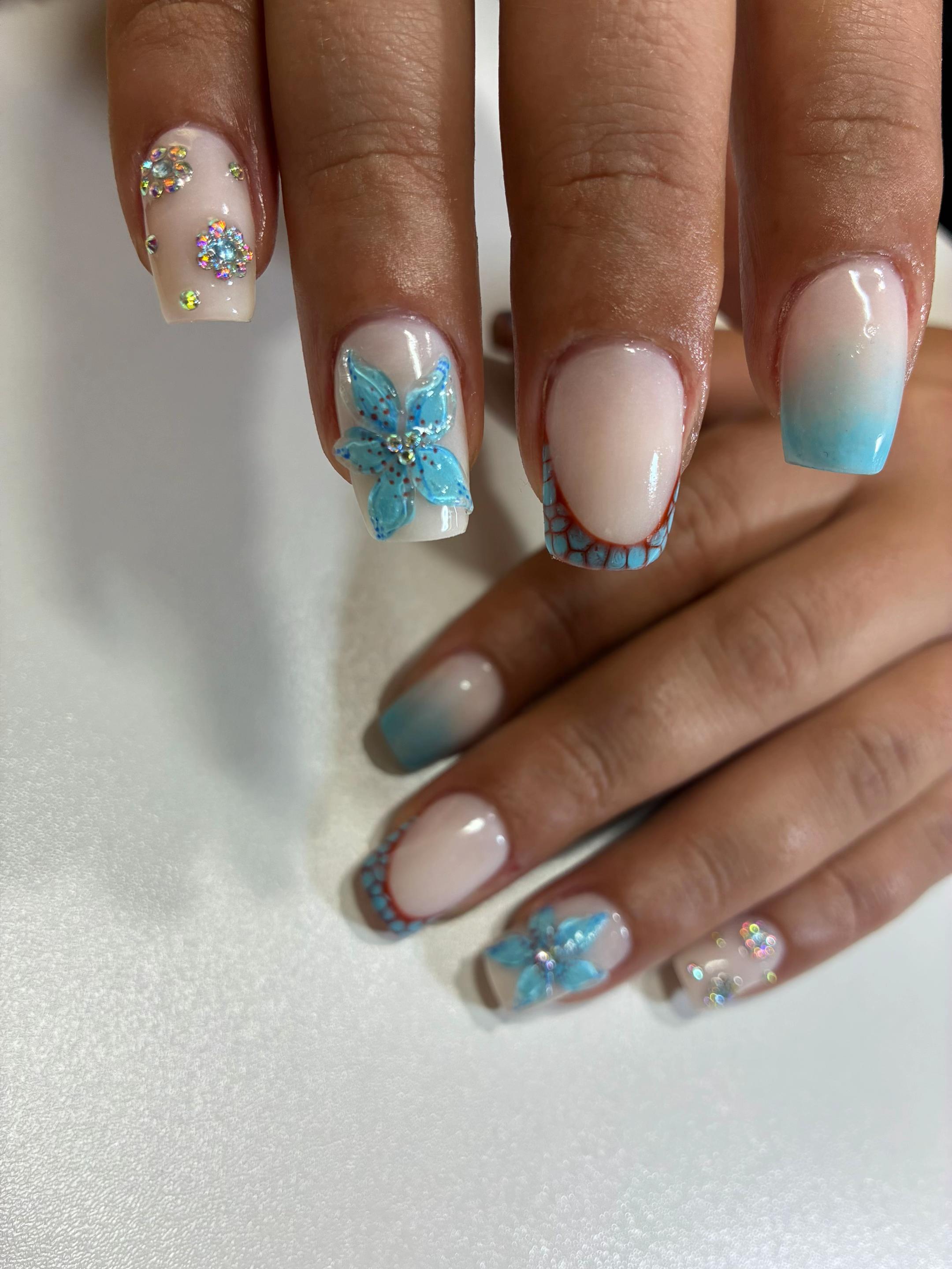 @NailsDesignVasiliki