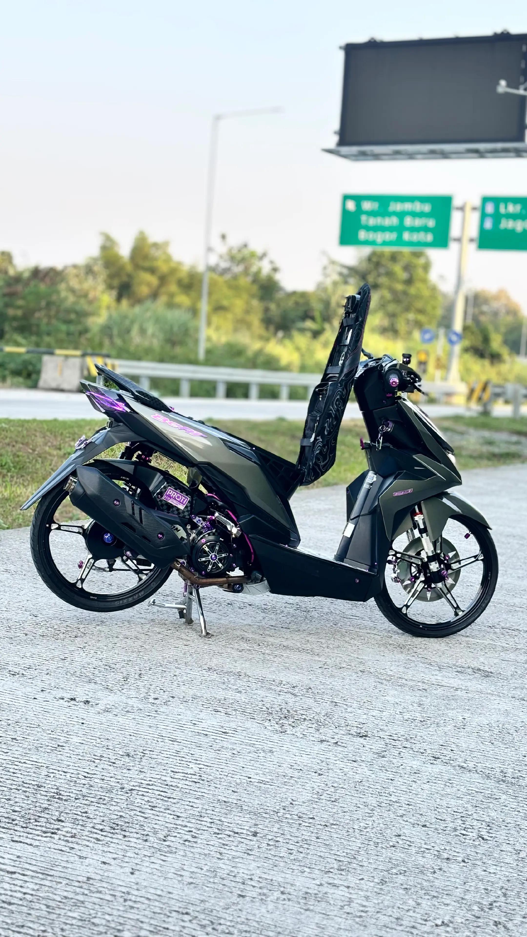@𝘾𝙔𝙍𝙄𝙇𝙇𝙀𝙫𝟮👾