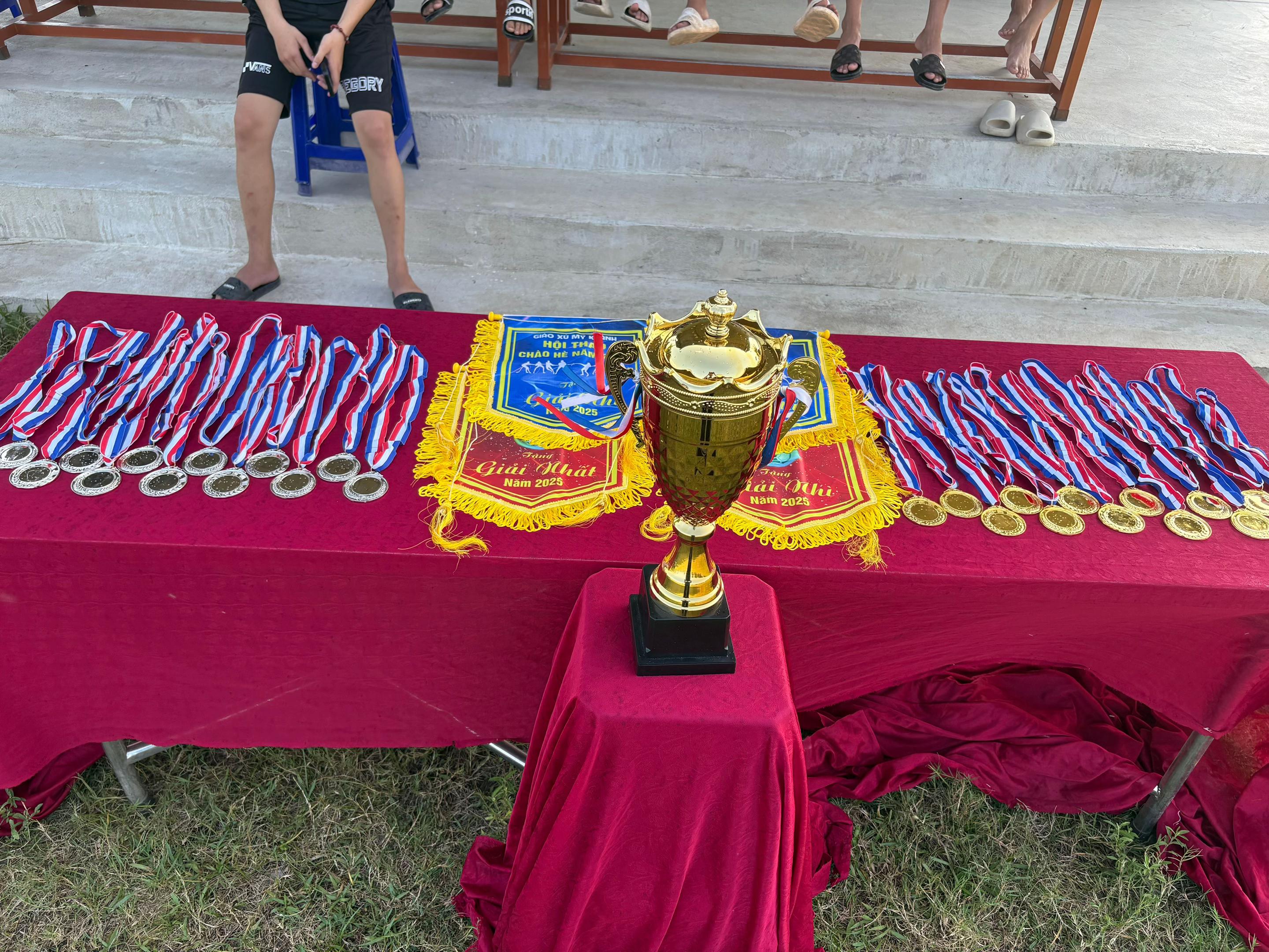 @TNTT Xứ Đo&agrave;n Trinh Nữ Vương