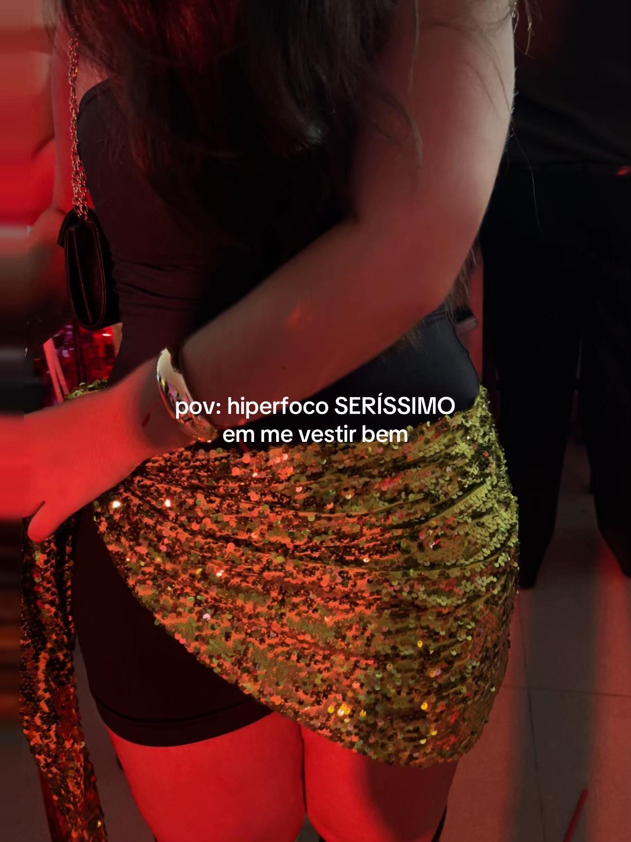 @lívia