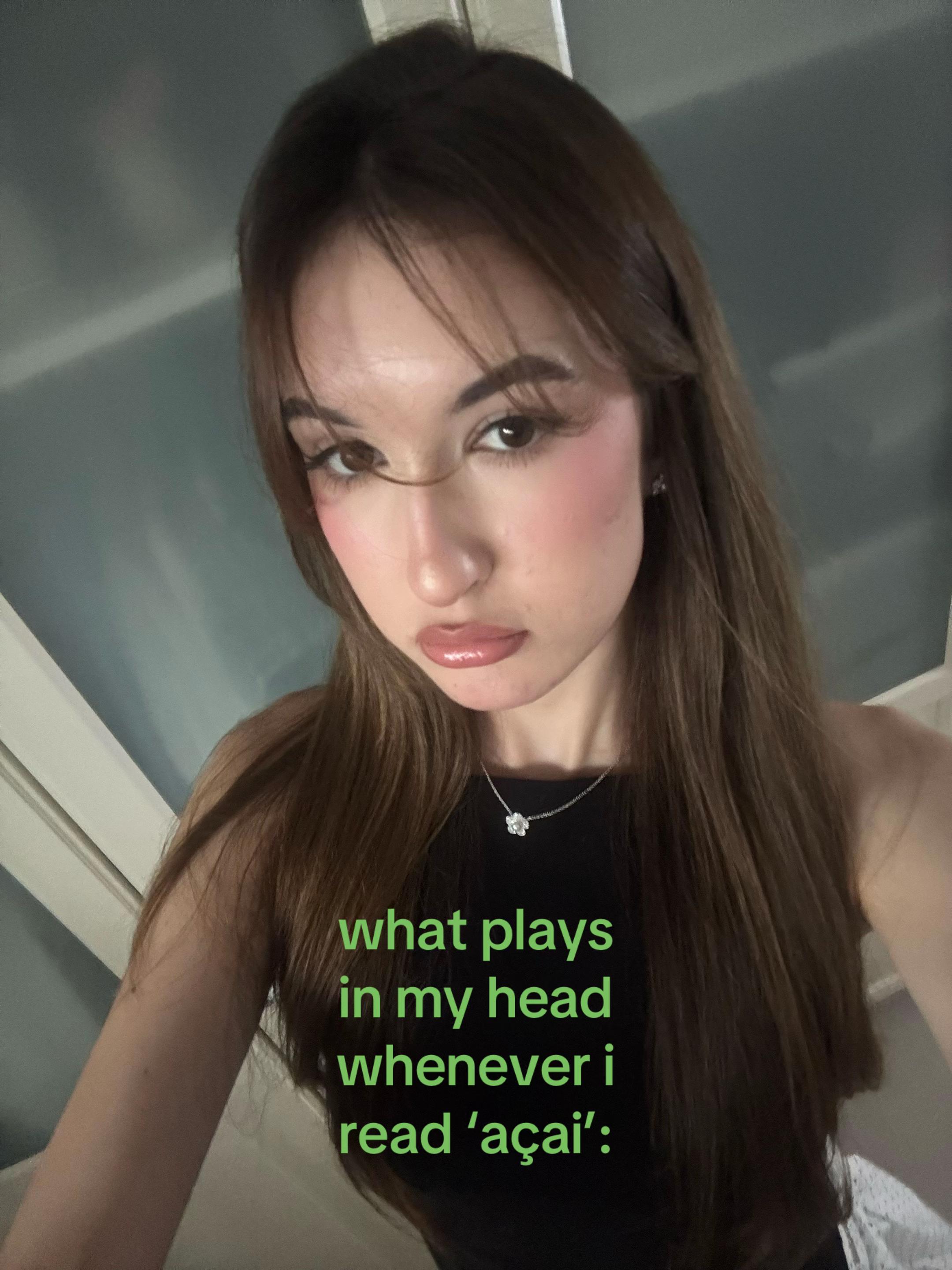 @olivia larissa