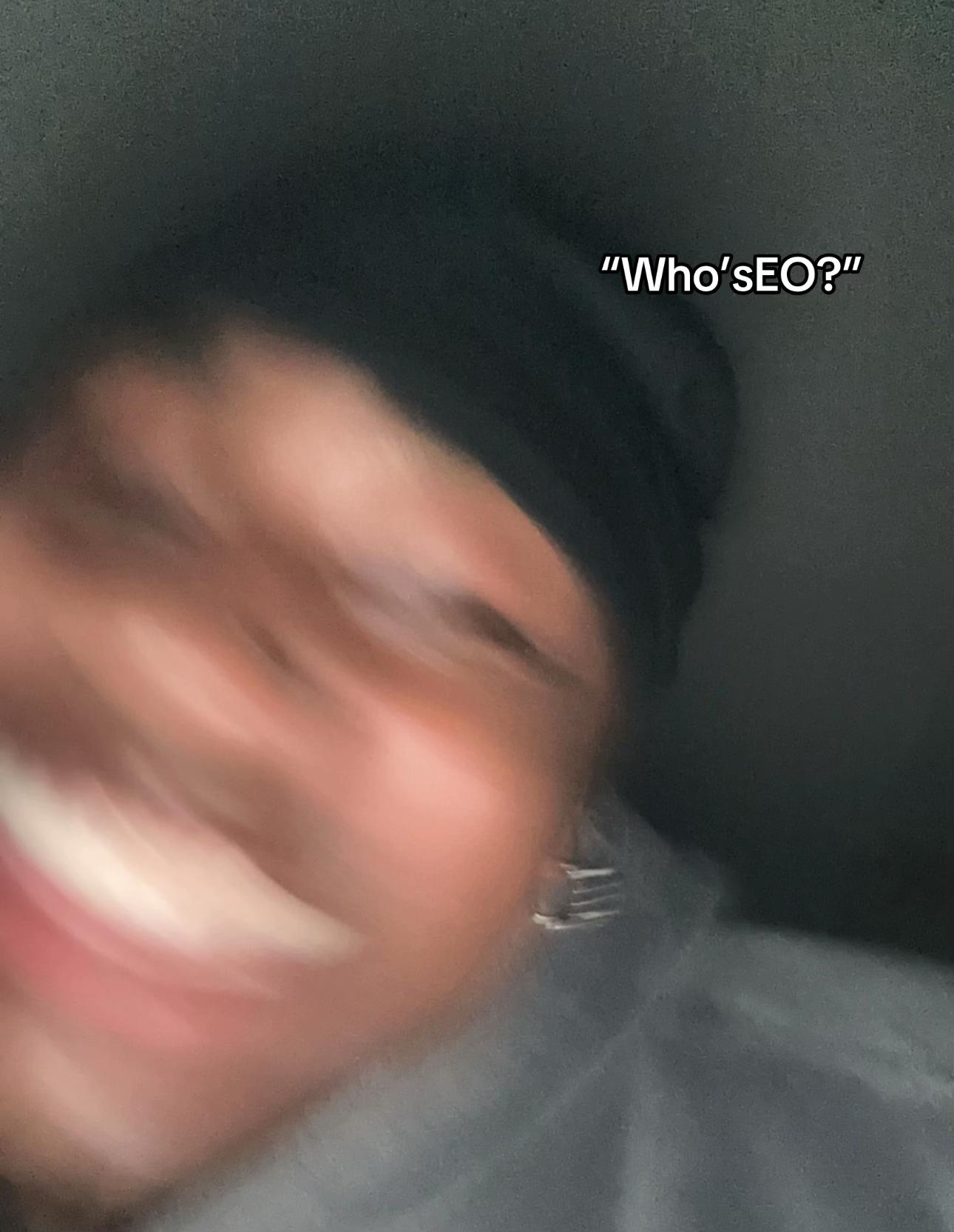 @whos_eo¿?