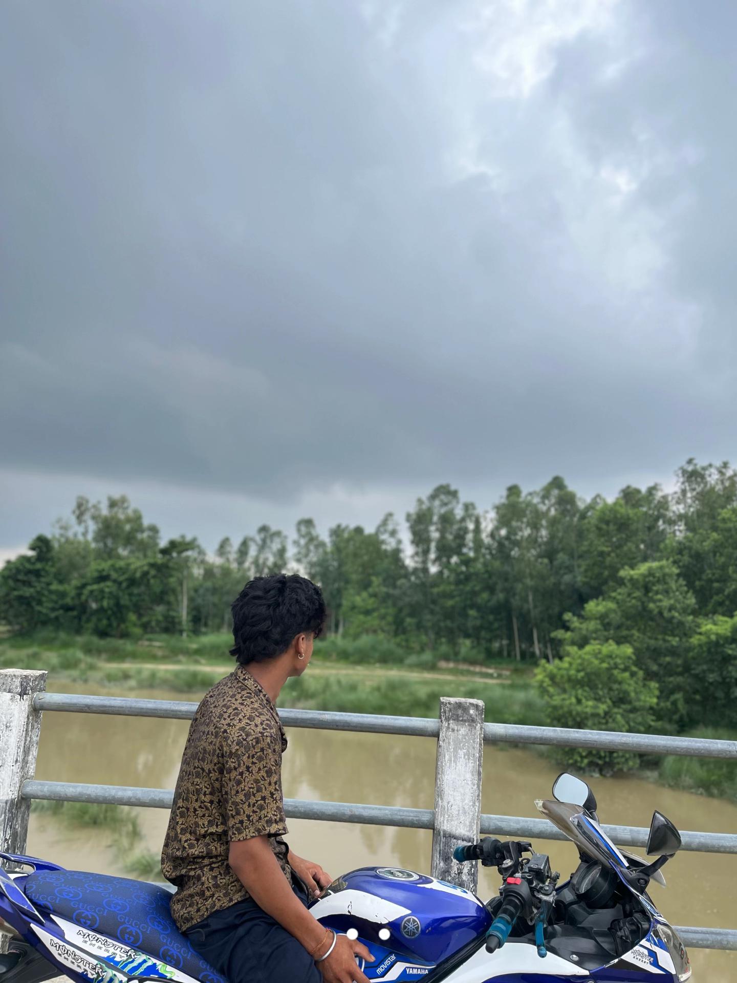 @мʀ रोशन …🎵