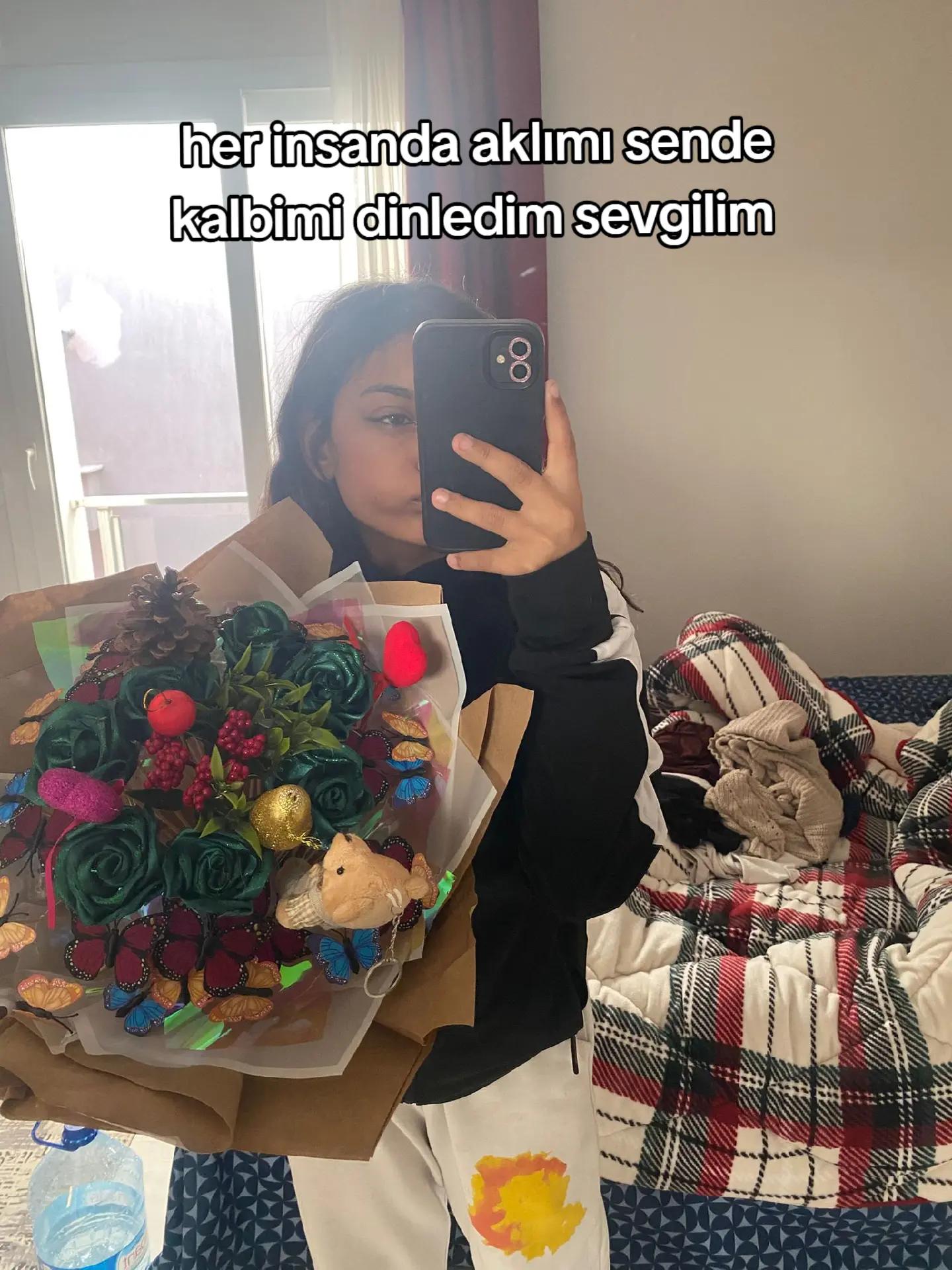 @Esmmerrrbombbaaa