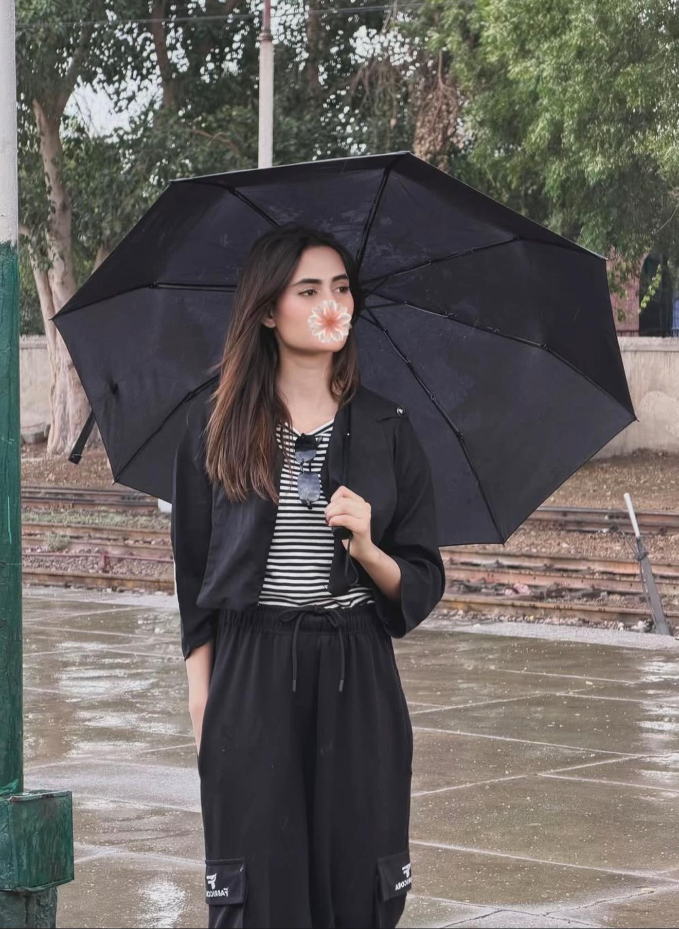 @🦋 ＥＳＨＡＬ 🧚&zwj;♀️
