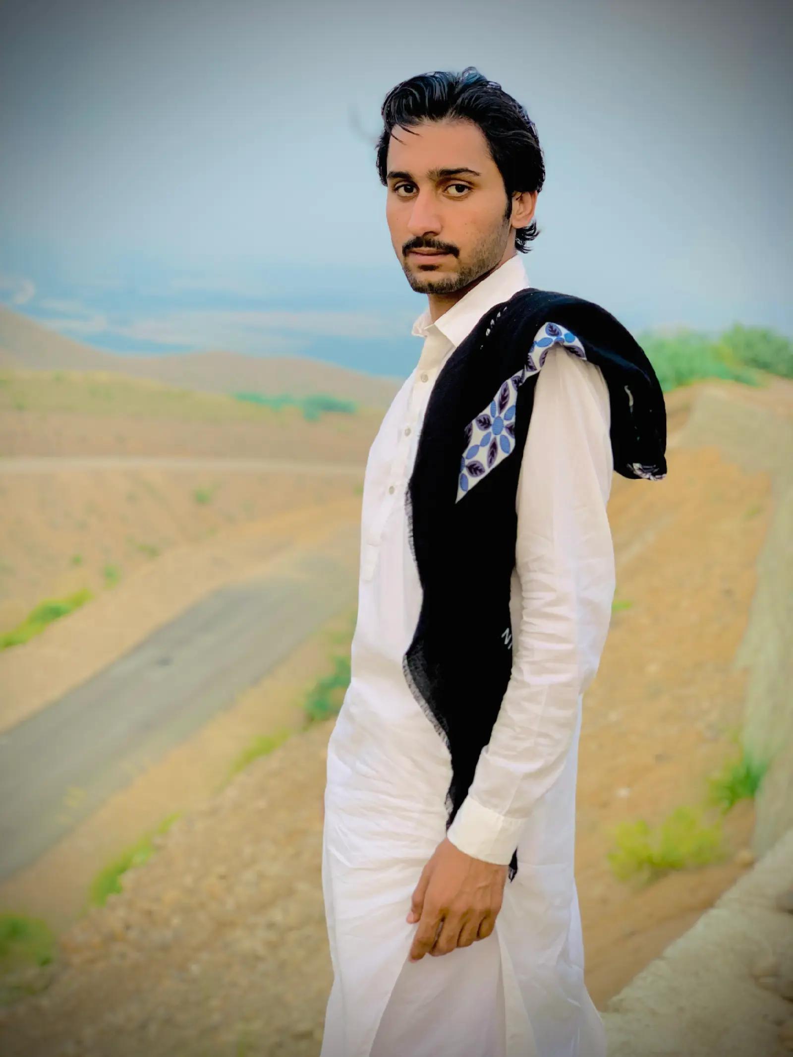 @2 مخ عی خلگ