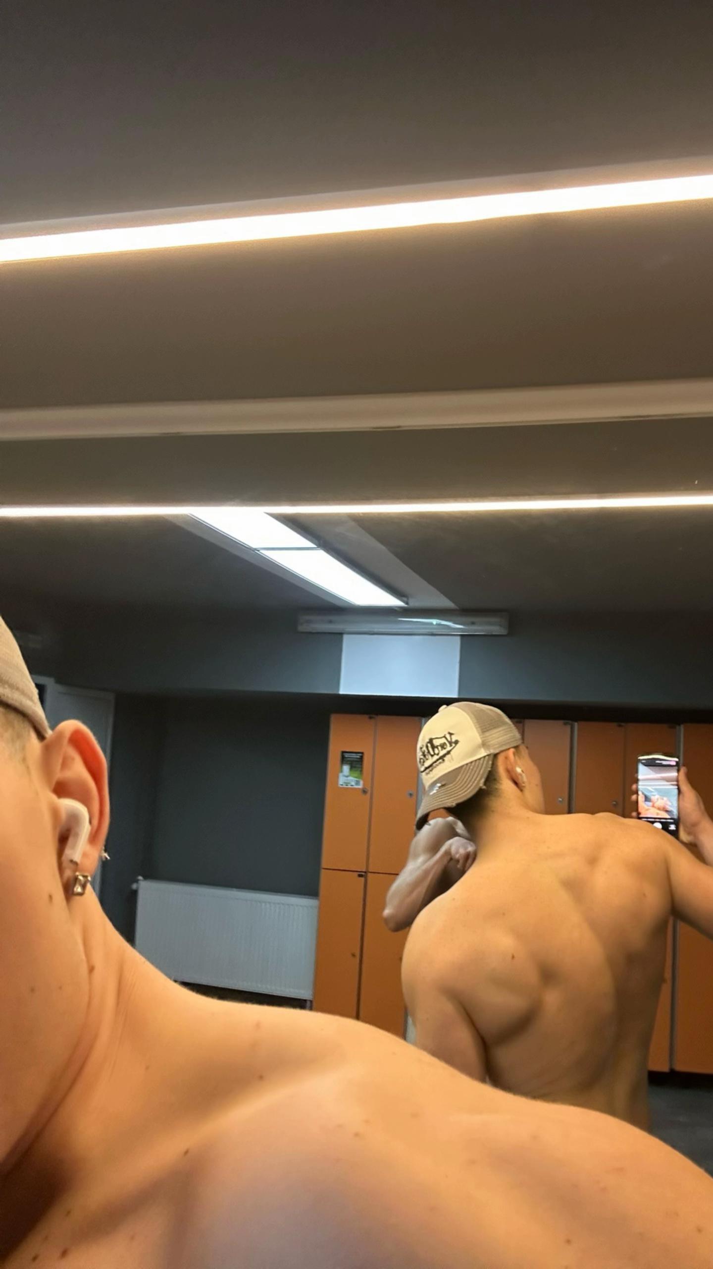 @nikolastkk