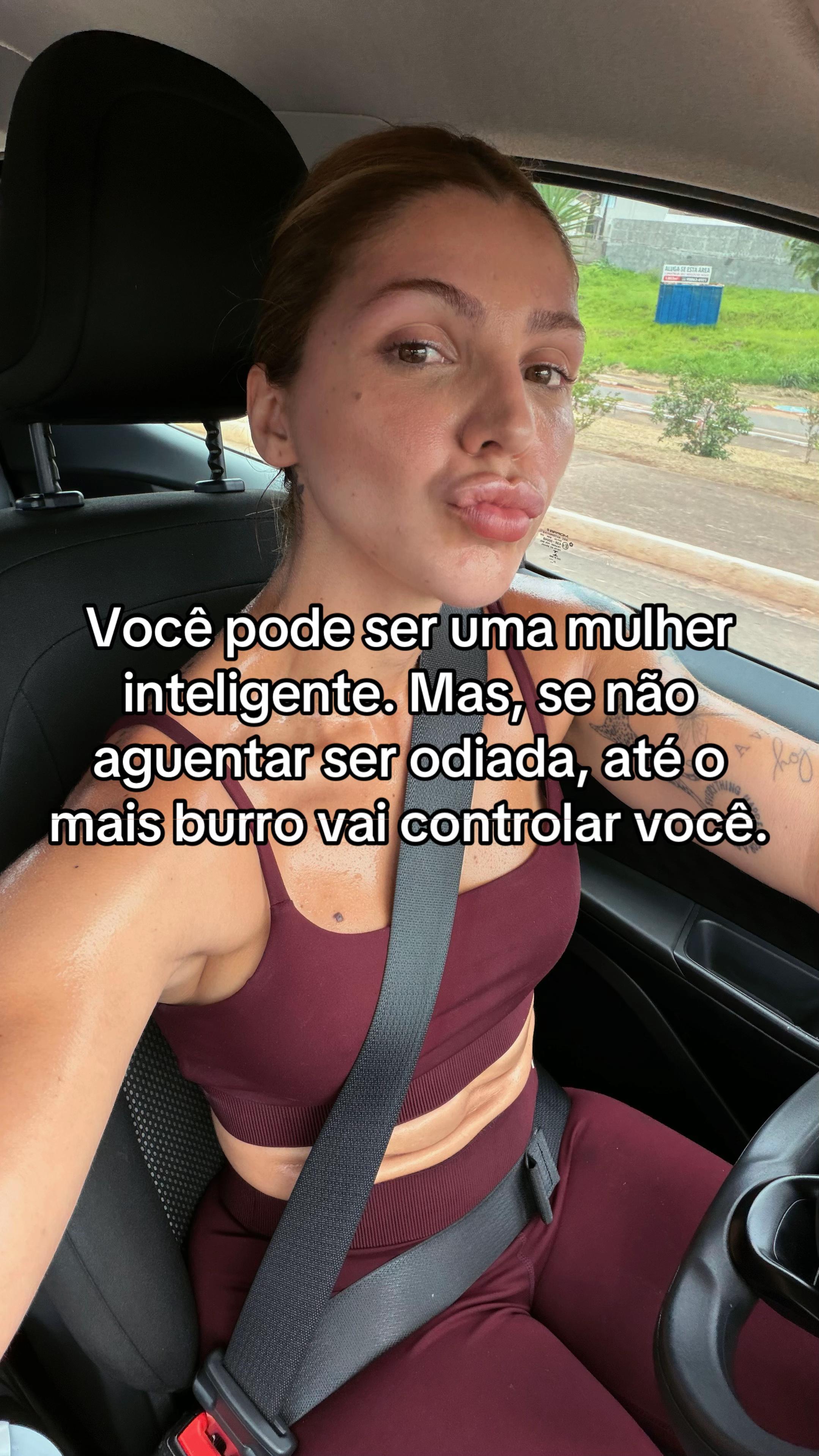 @brendamelos_